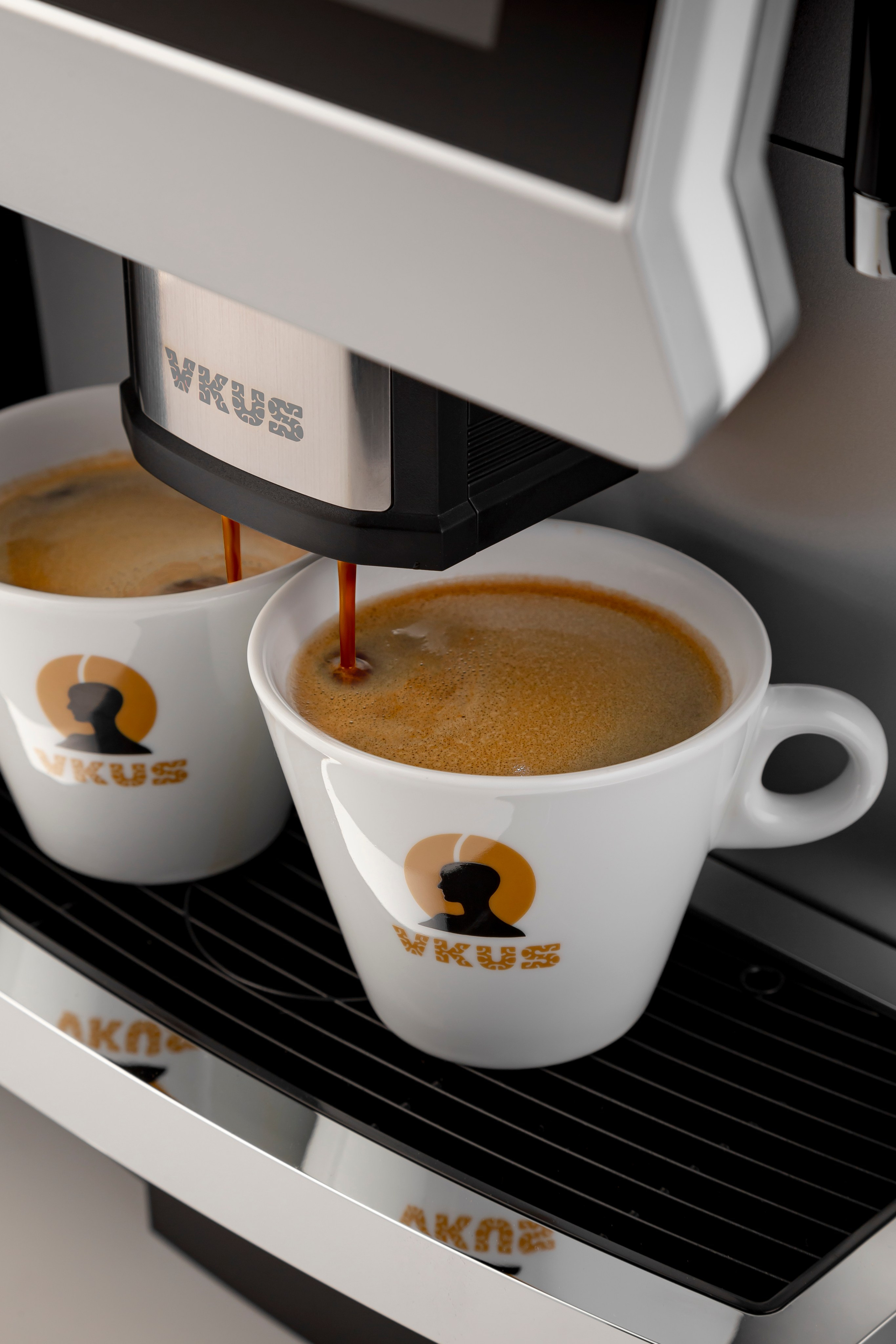 Предметная фото съёмка кофемашин для компании VKUS. Фуд фотограф и видеограф в Москве Крепких Сергей