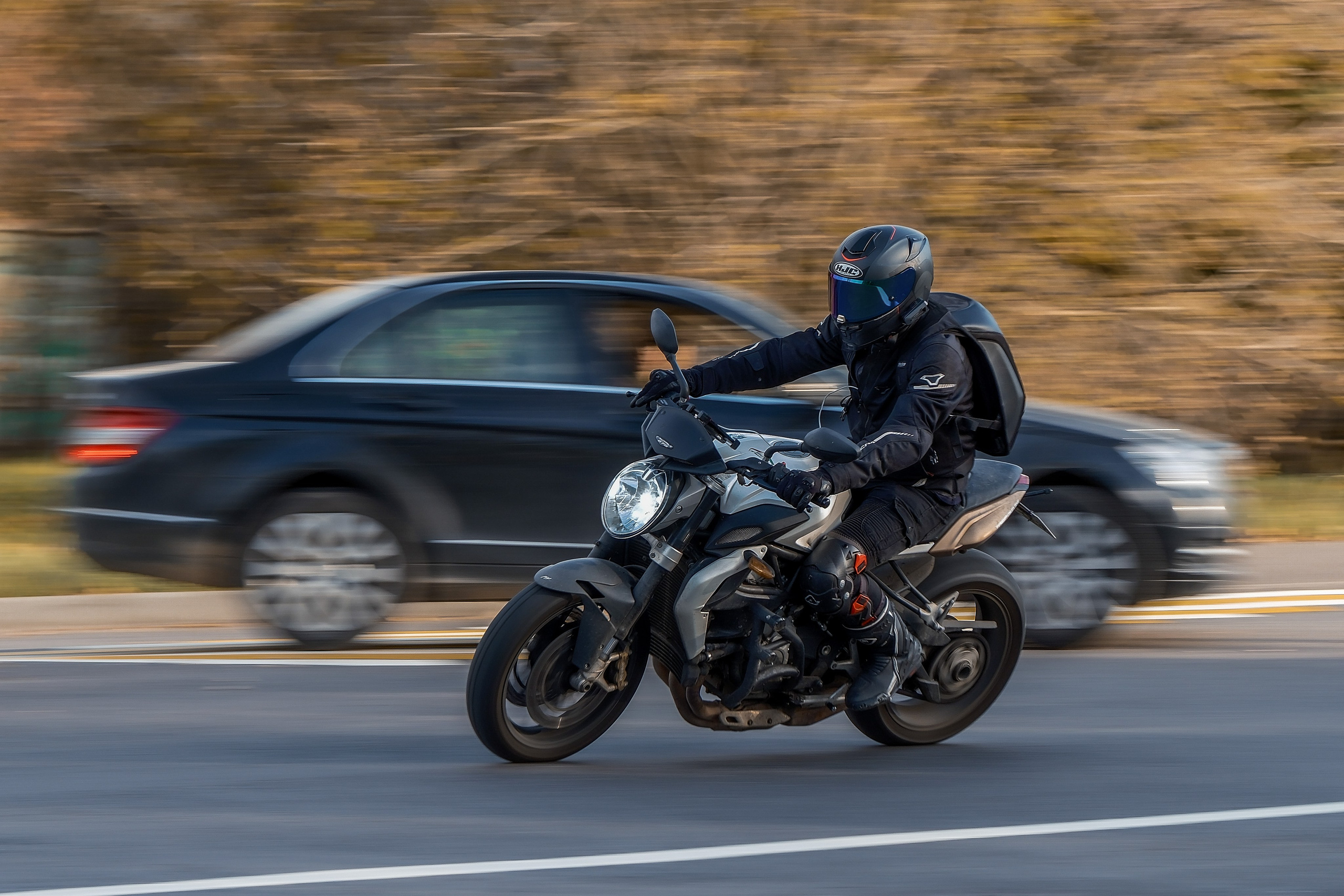 FotoMotoHunterZ — фотографии мотоциклистов на улицах города