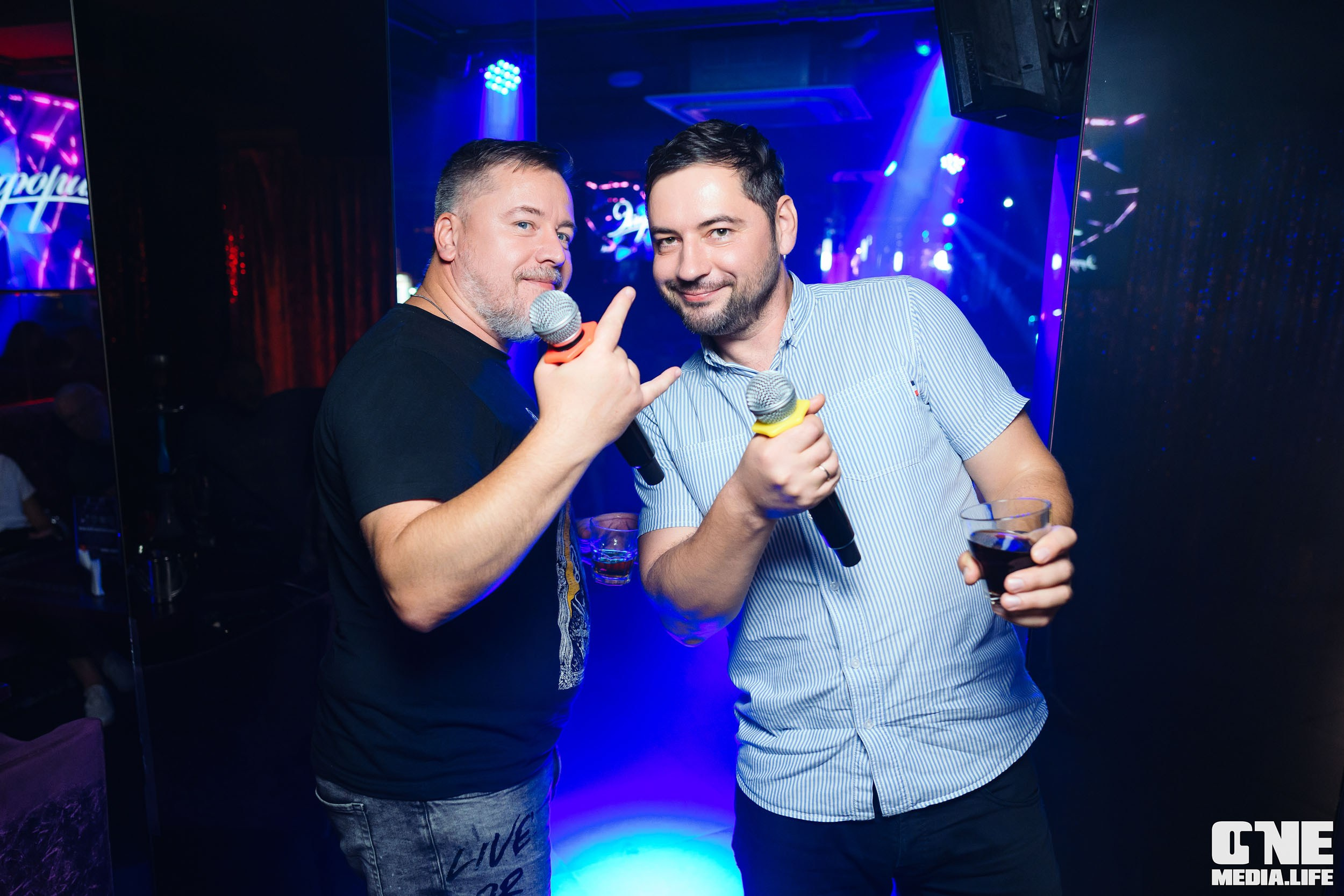 Фоторепортаж из караоке-клуба Эйфория. One Media Life: фоторепортажи, фотоотчеты с мероприятий и заведений