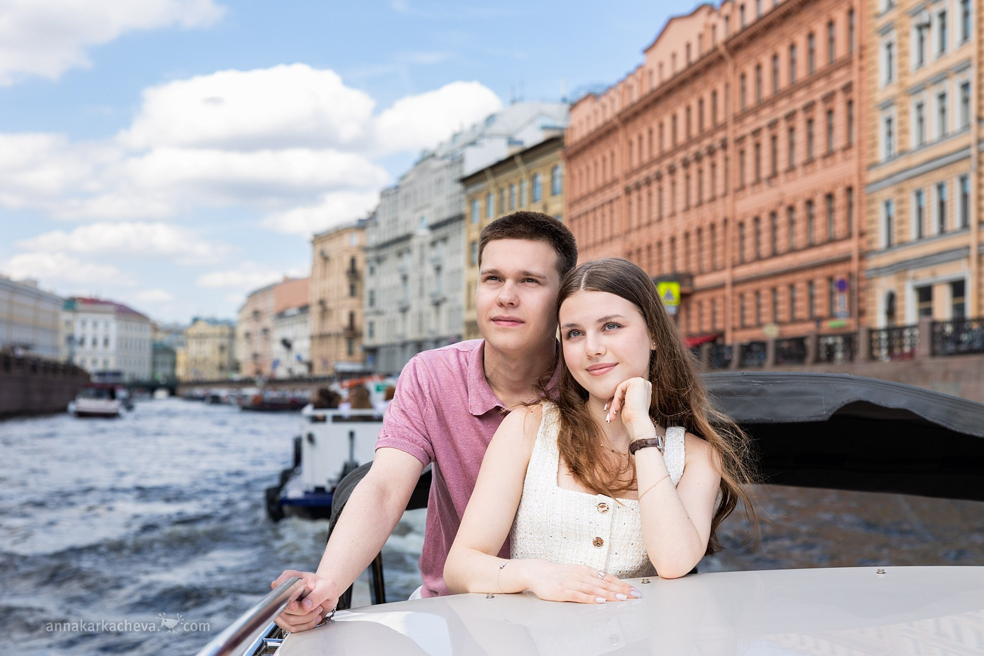 Репортажный фотограф Санкт-Петербург. Фотосессии, Ароматестирование, Ольфактотерапия в Санкт-Петербурге