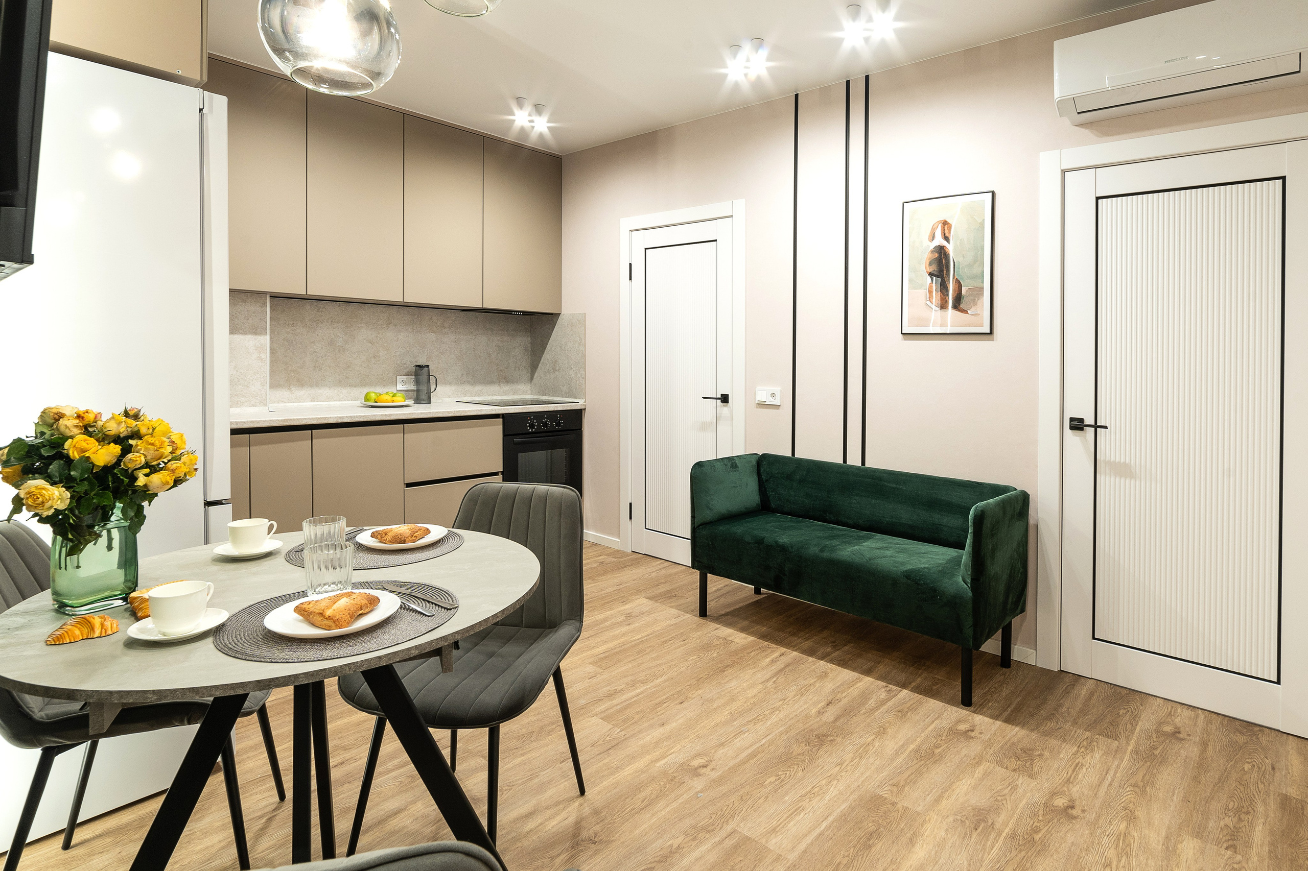 Геленджик. Высококлассная фотосъемка интерьеров: жилых, коммерческих, дизайнерских пространств. Передача света, текстур и атмосферы для сайтам, каталогам и соцсетям