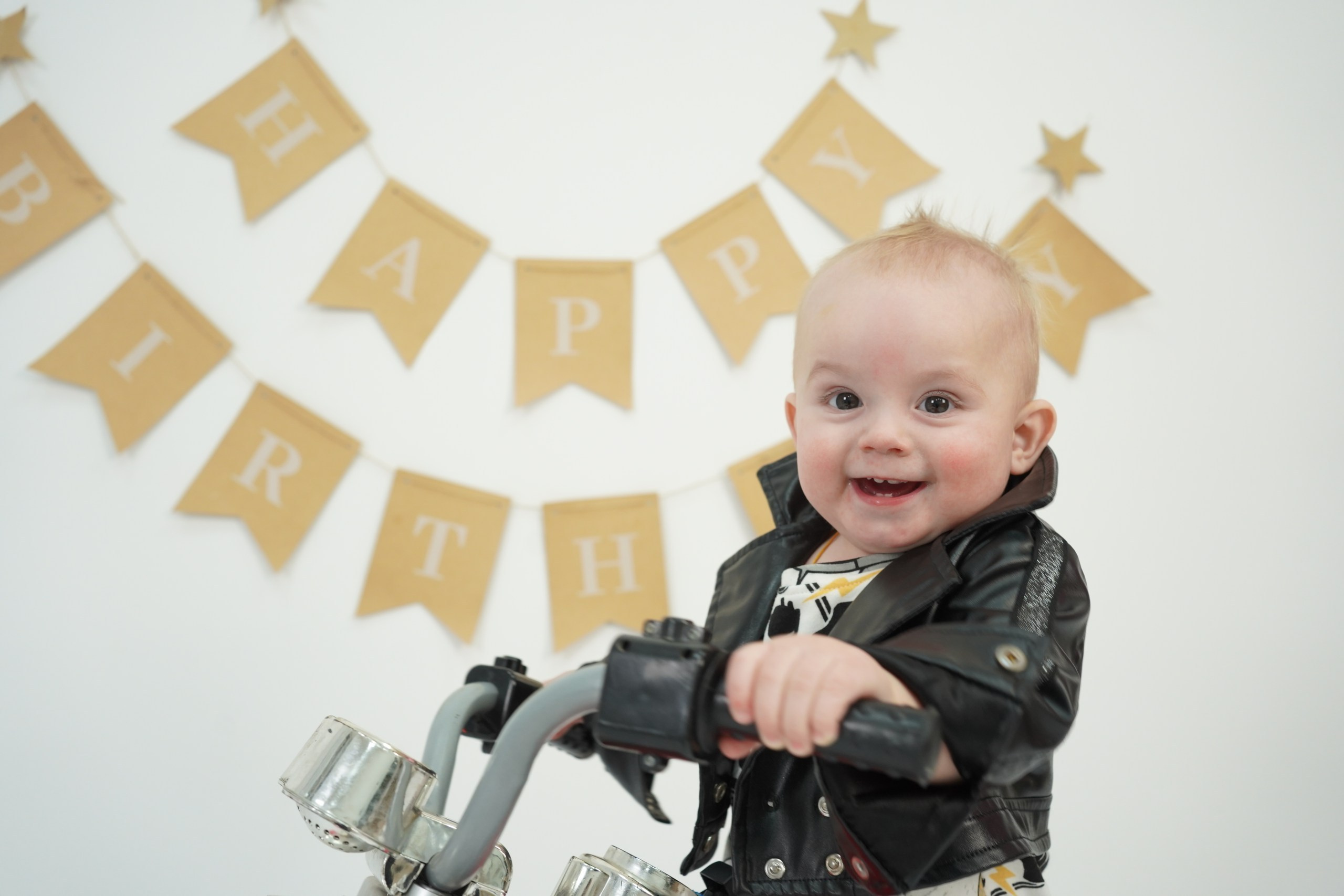 Фотосессия на Годик для Мальчиков. Детская Фотостудия ГОДОВАСИКИ в Санкт-Петербурге фотосесия на годик