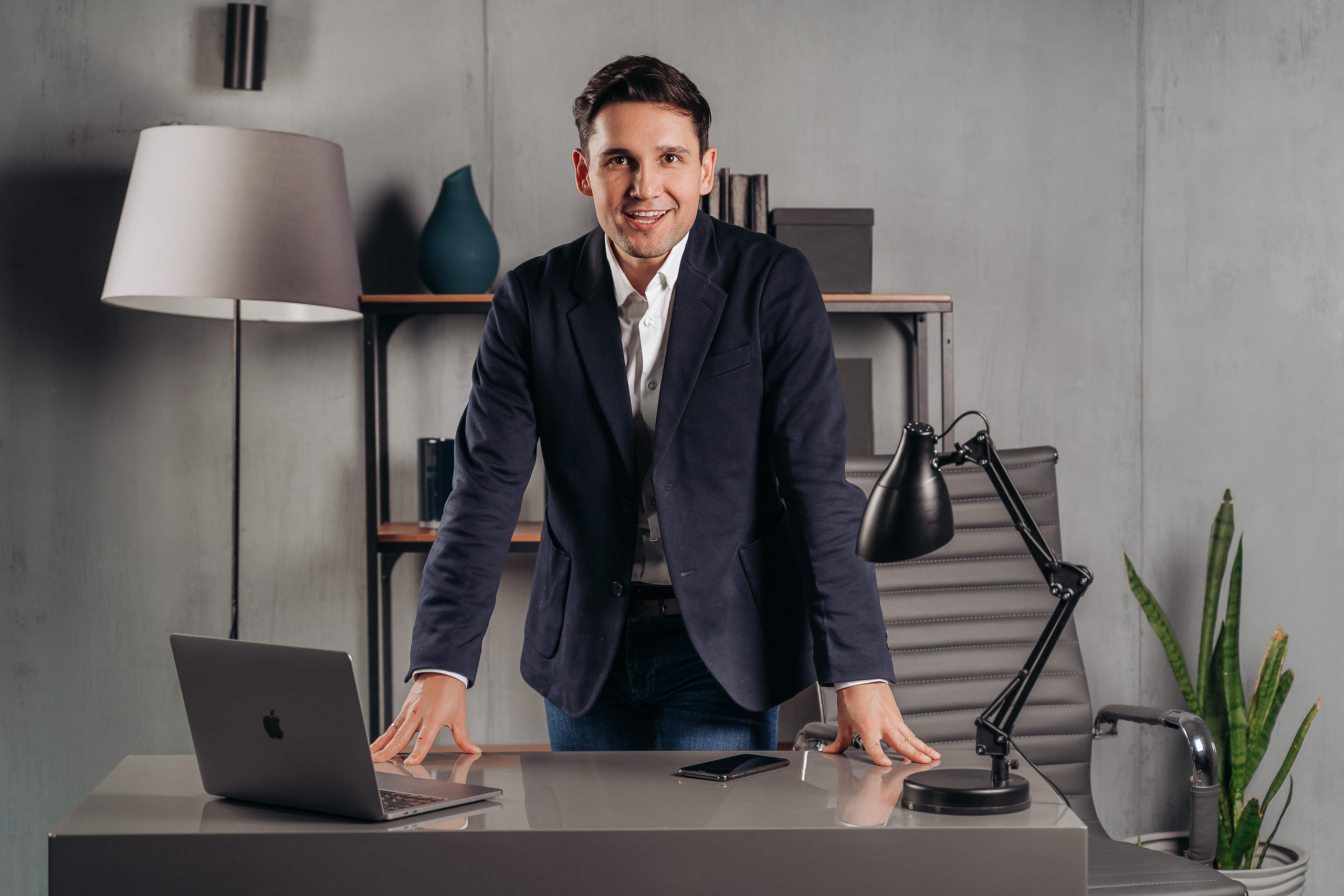 Бизнес фотосессия для мужчины в Москве