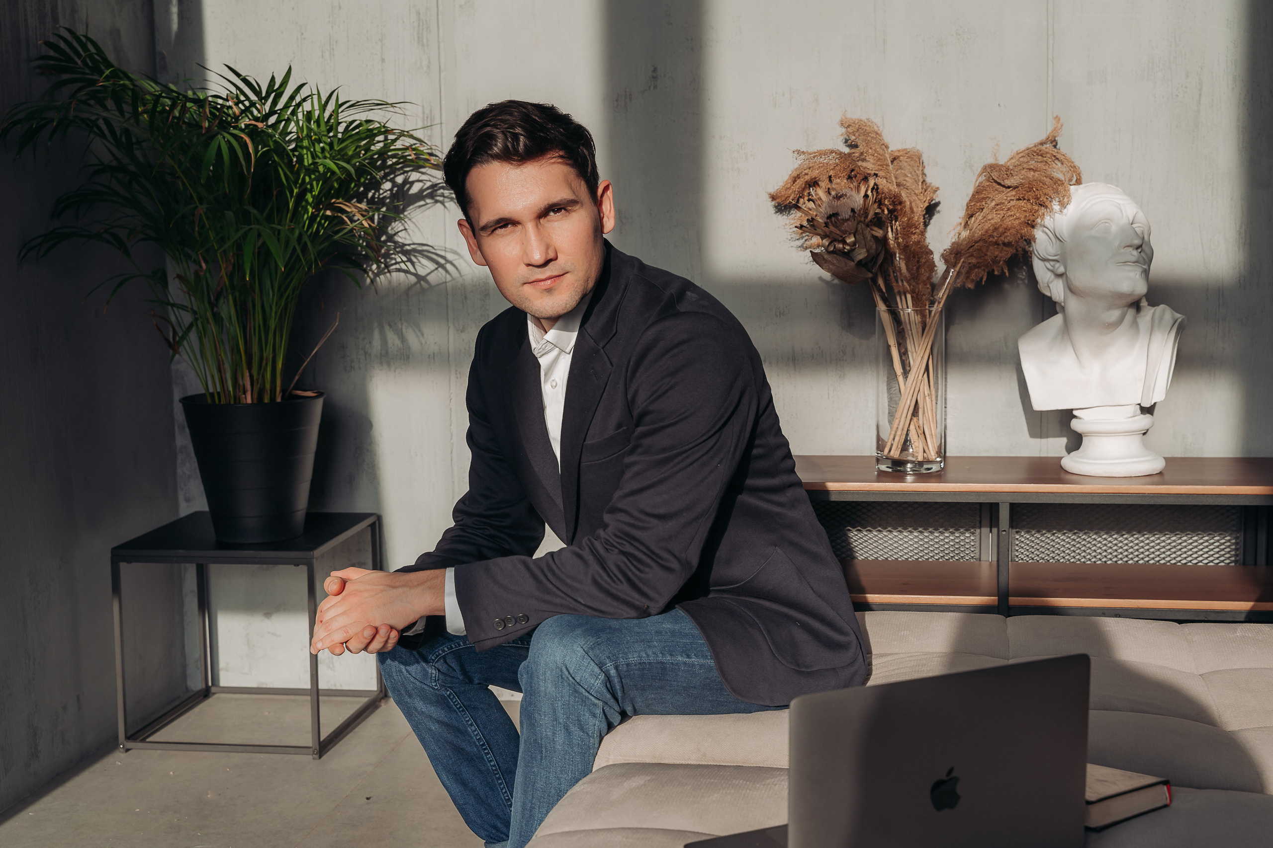 Бизнес фотосессия для мужчины в Москве