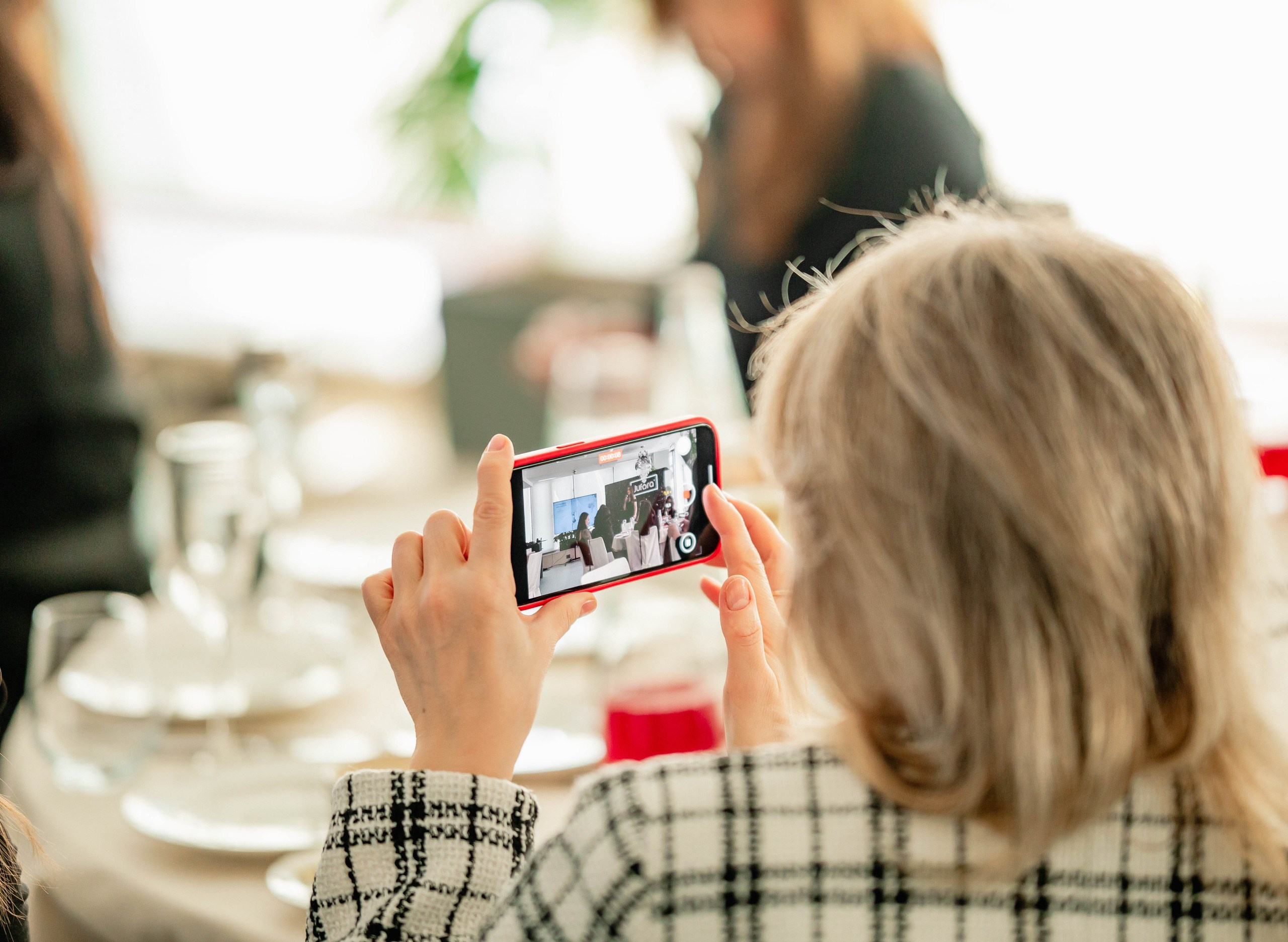 Репортажная фотосъемка мероприятия в отеле Mariott