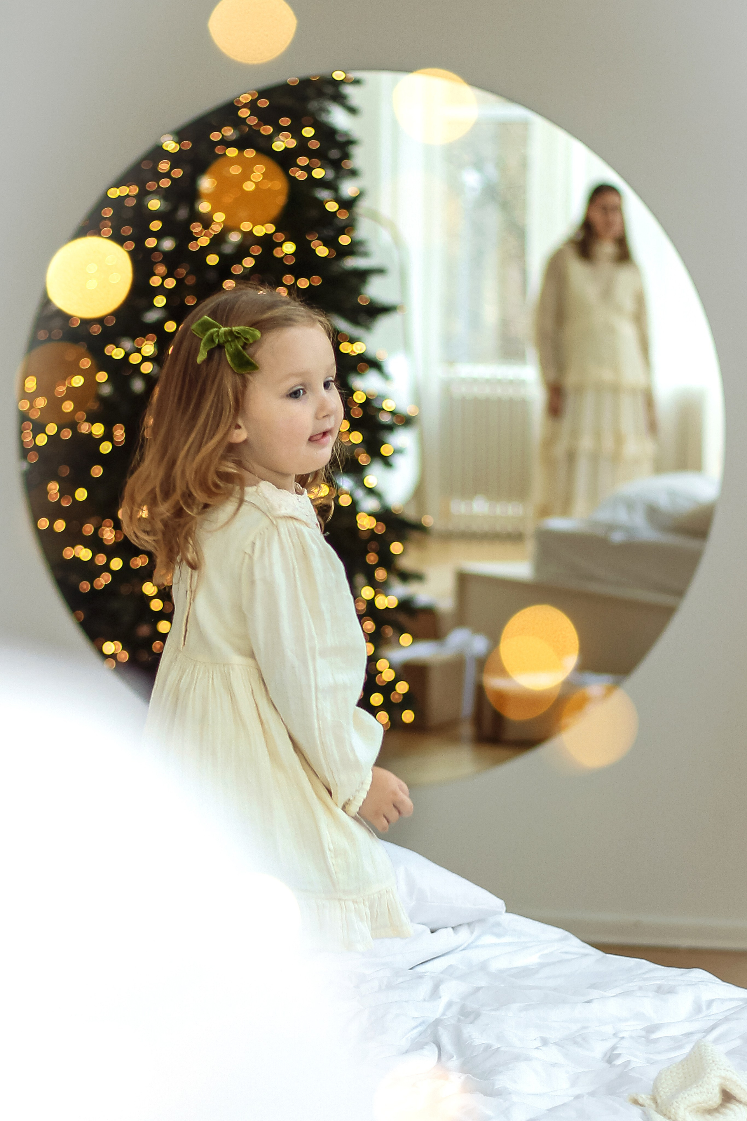 Семейная новогодняя фотосессия в студии в Москве. Профессиональный фотограф беременности семейных фотосессий в Москве Балашихе Наталья Преснякова