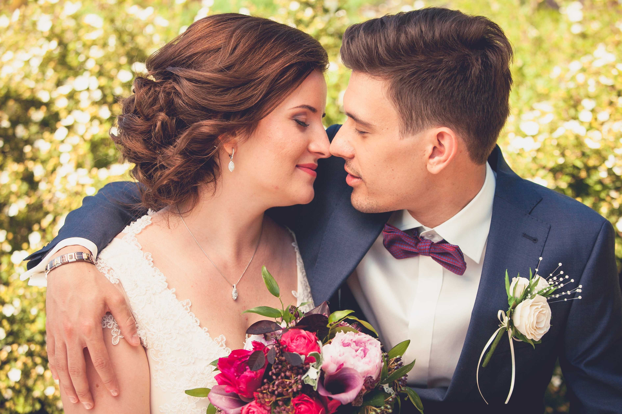 Летнаяя свадьба в Подмосковье в Артиленде. Праздничное агентство ПИОН