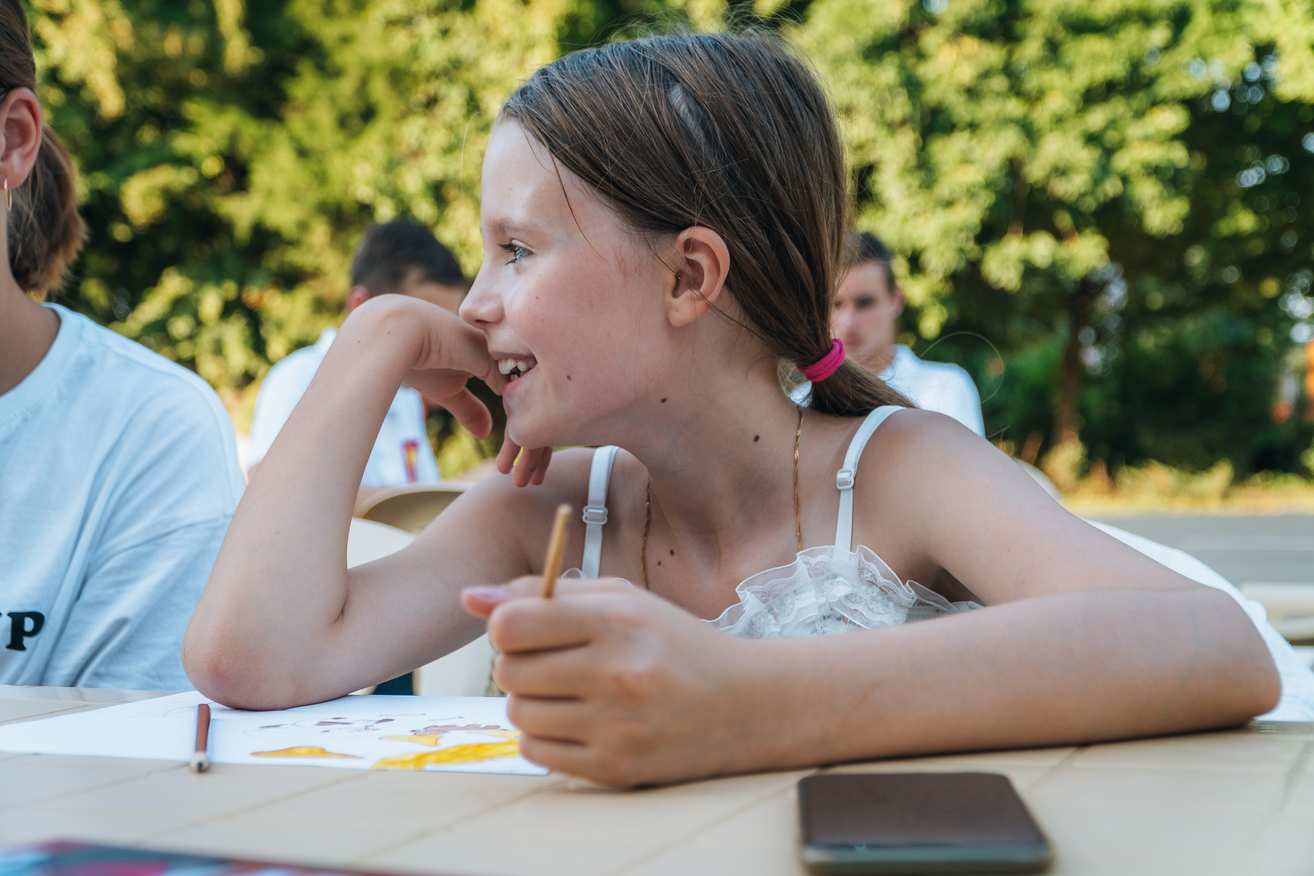 Фестиваль рисунков «Братья наши меньшие». Новотитаровский Дом культуры