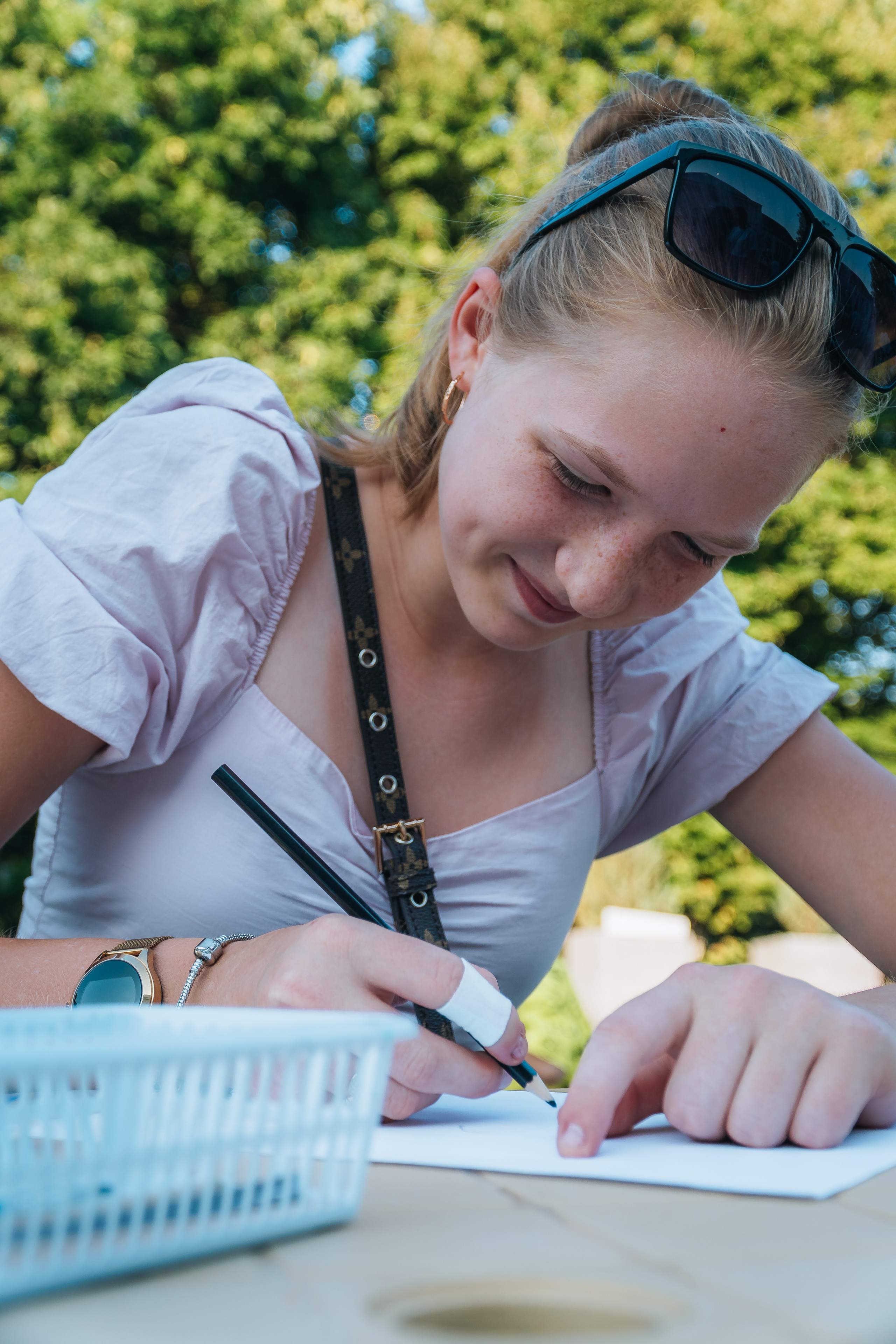 Фестиваль рисунков «Братья наши меньшие». Новотитаровский Дом культуры