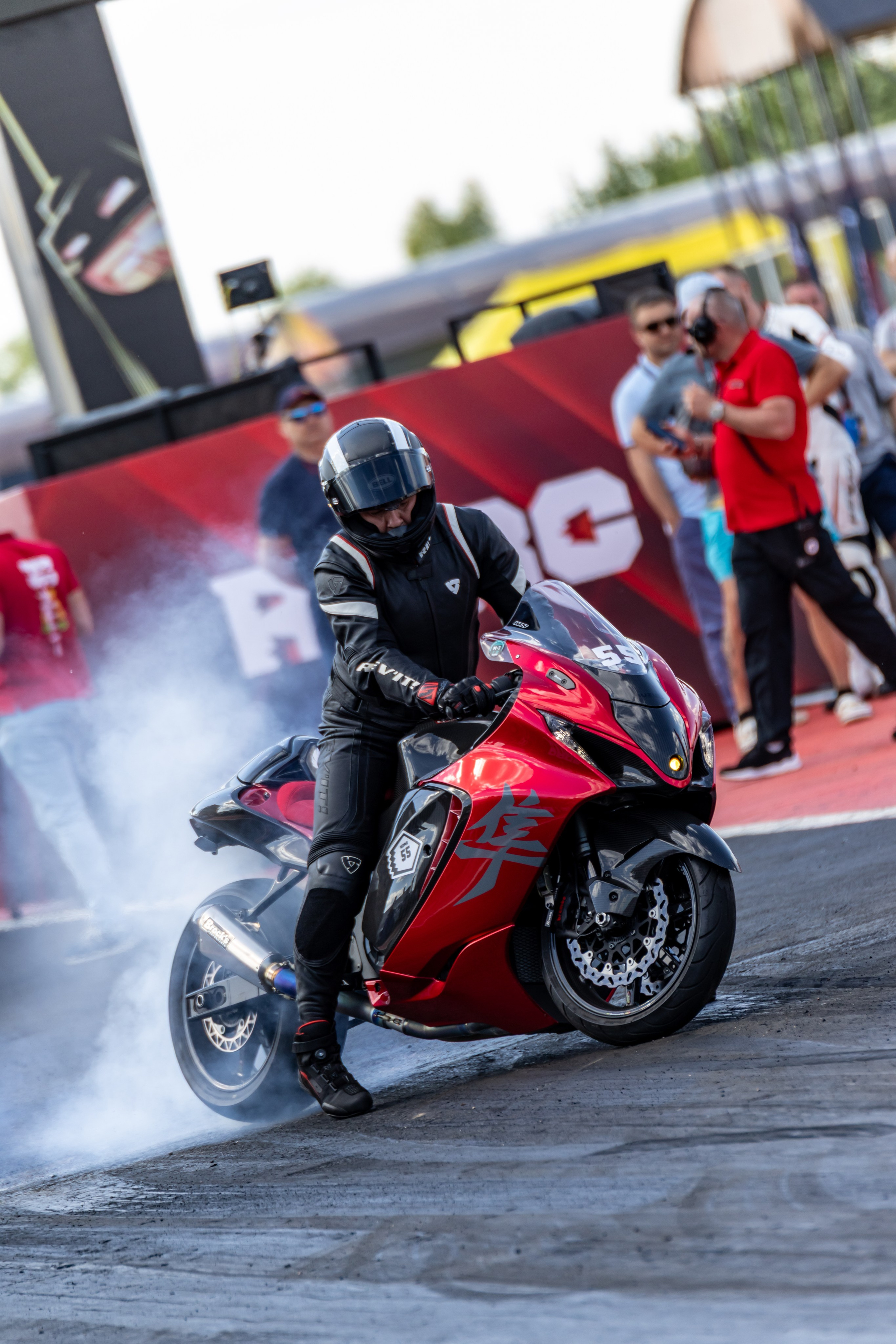 Репортажная, студийная, свадебная, автоспорт, коммерческая, фотосессия: Фотографы Николай и Елена DvoTar