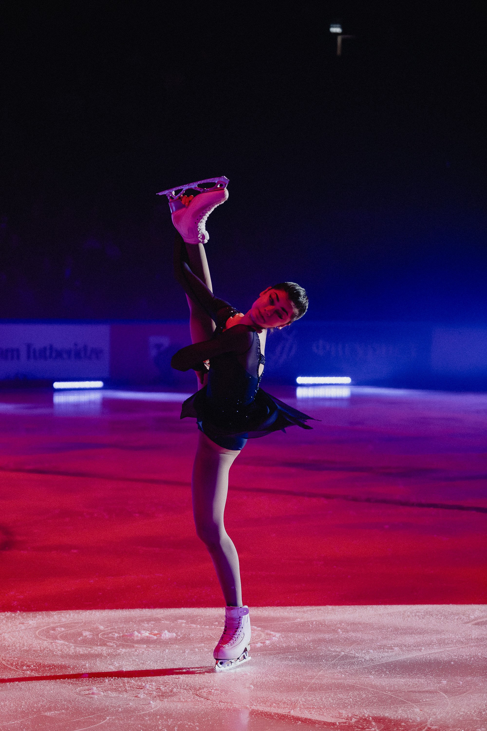 Шоу Этери Тутберидзе в Новосибирске. Воробьева Ксения — Спортивный и танцевальный фотограф Новосибирск