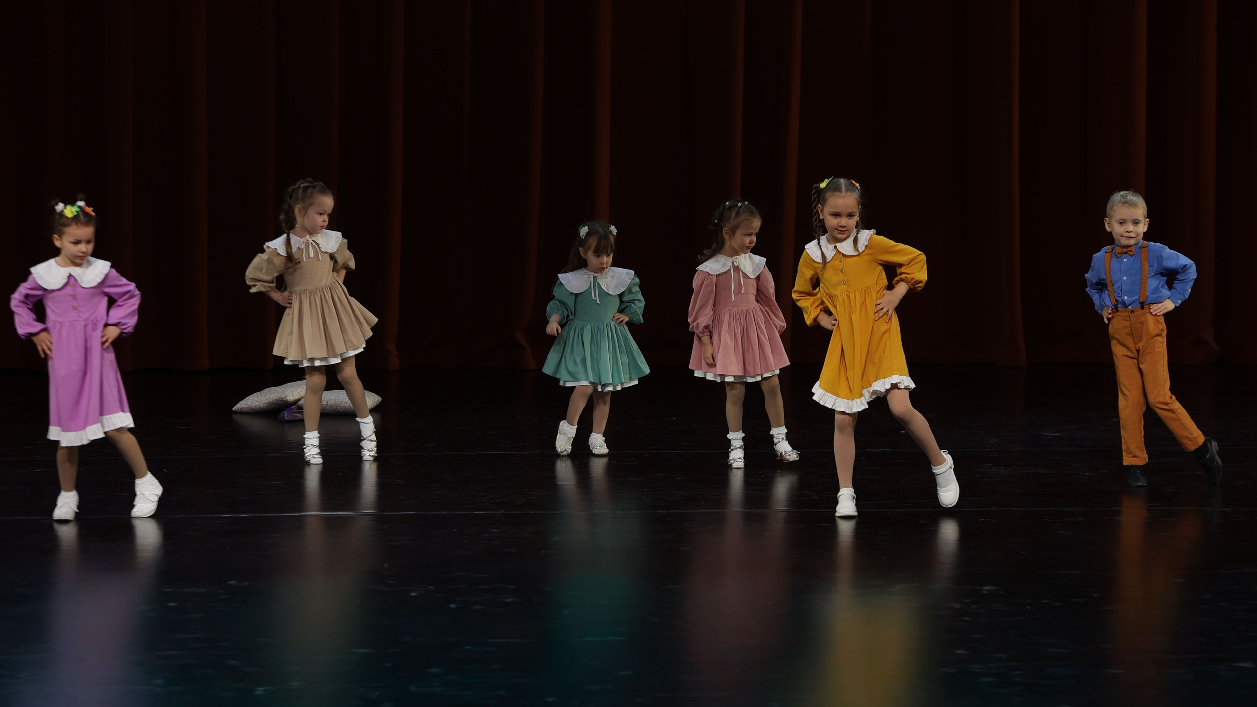 Фестиваль хореографического искусства «КУБОК ЛЕГЕНДЫ — 2025». Выпускные альбомы и школьный фотограф в Подольске, Троицке, Щербинке, Москве и Московской области