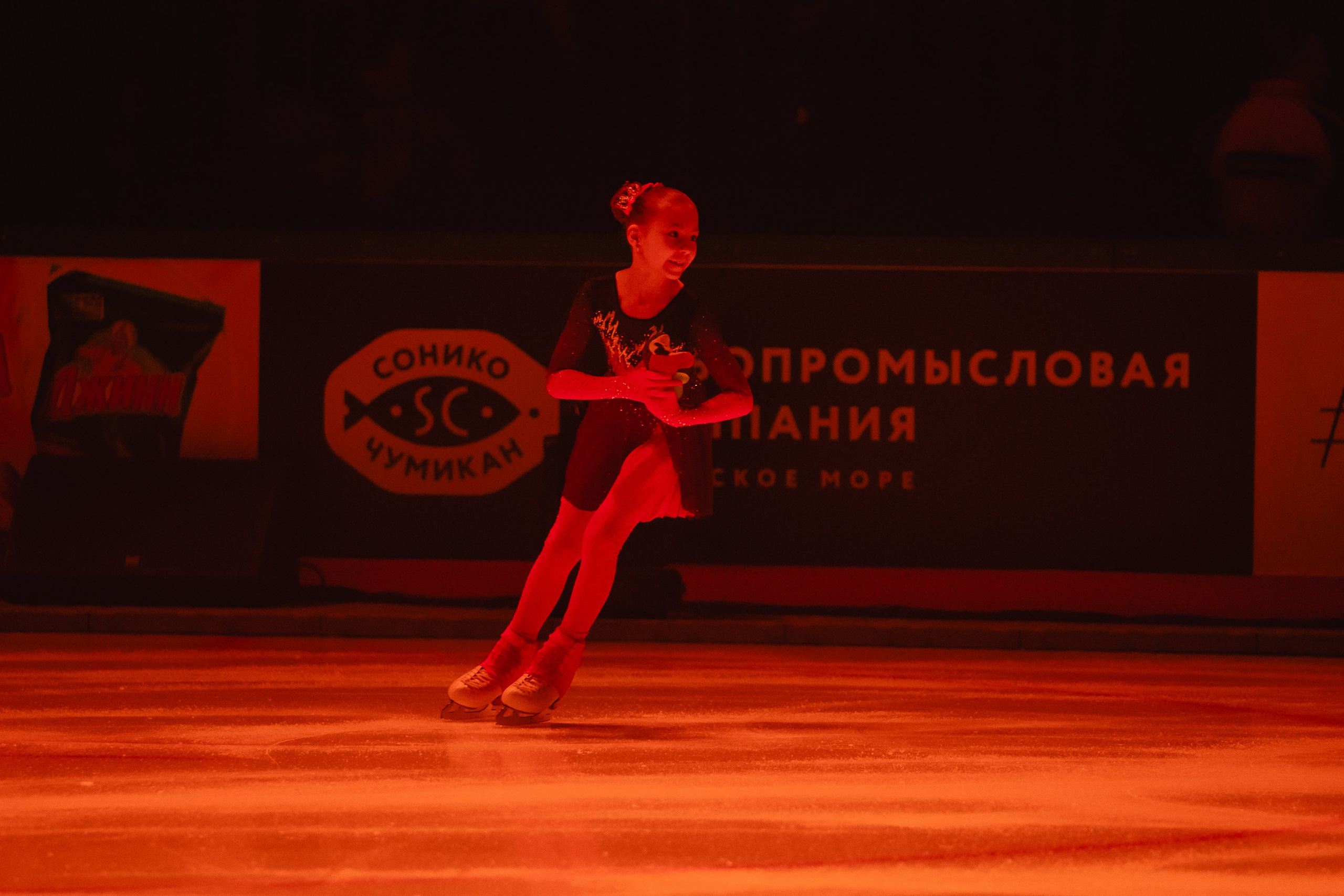 Шоу «Чемпионы на льду» в Новосибирске. Воробьева Ксения — Спортивный и танцевальный фотограф Новосибирск