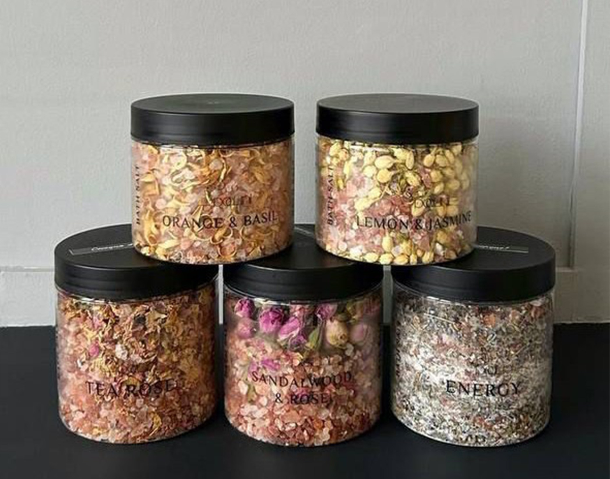 Реализация. ANNSOUL — графический и brand — дизайнер