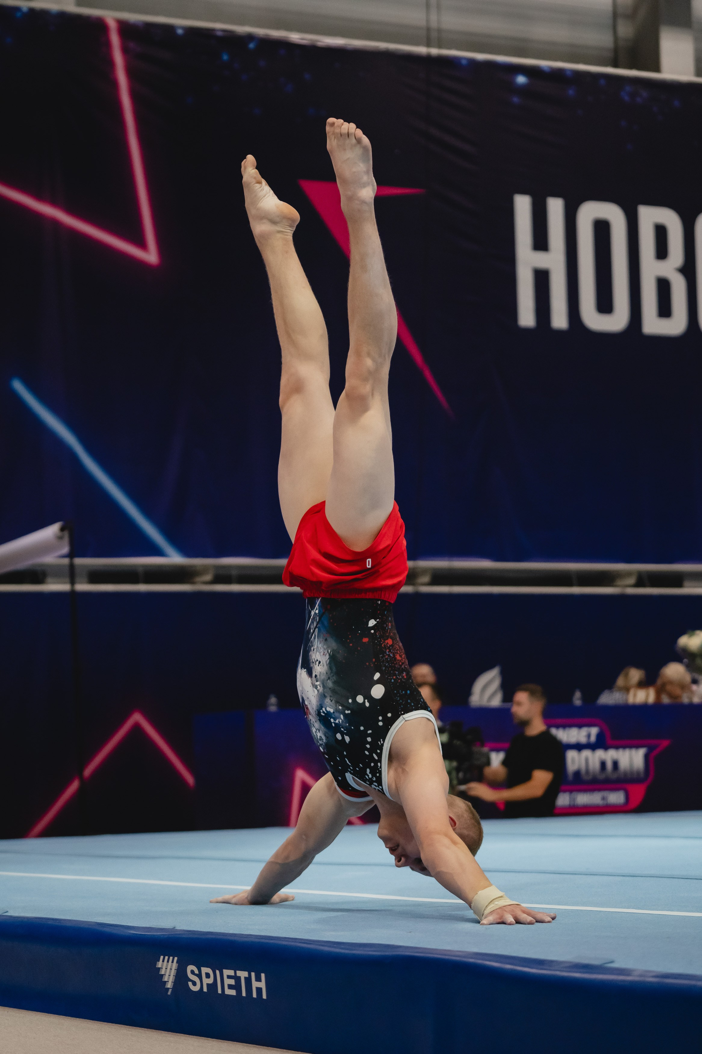 Кубок России по спортивной гимнастике. Воробьева Ксения — Спортивный и танцевальный фотограф Новосибирск