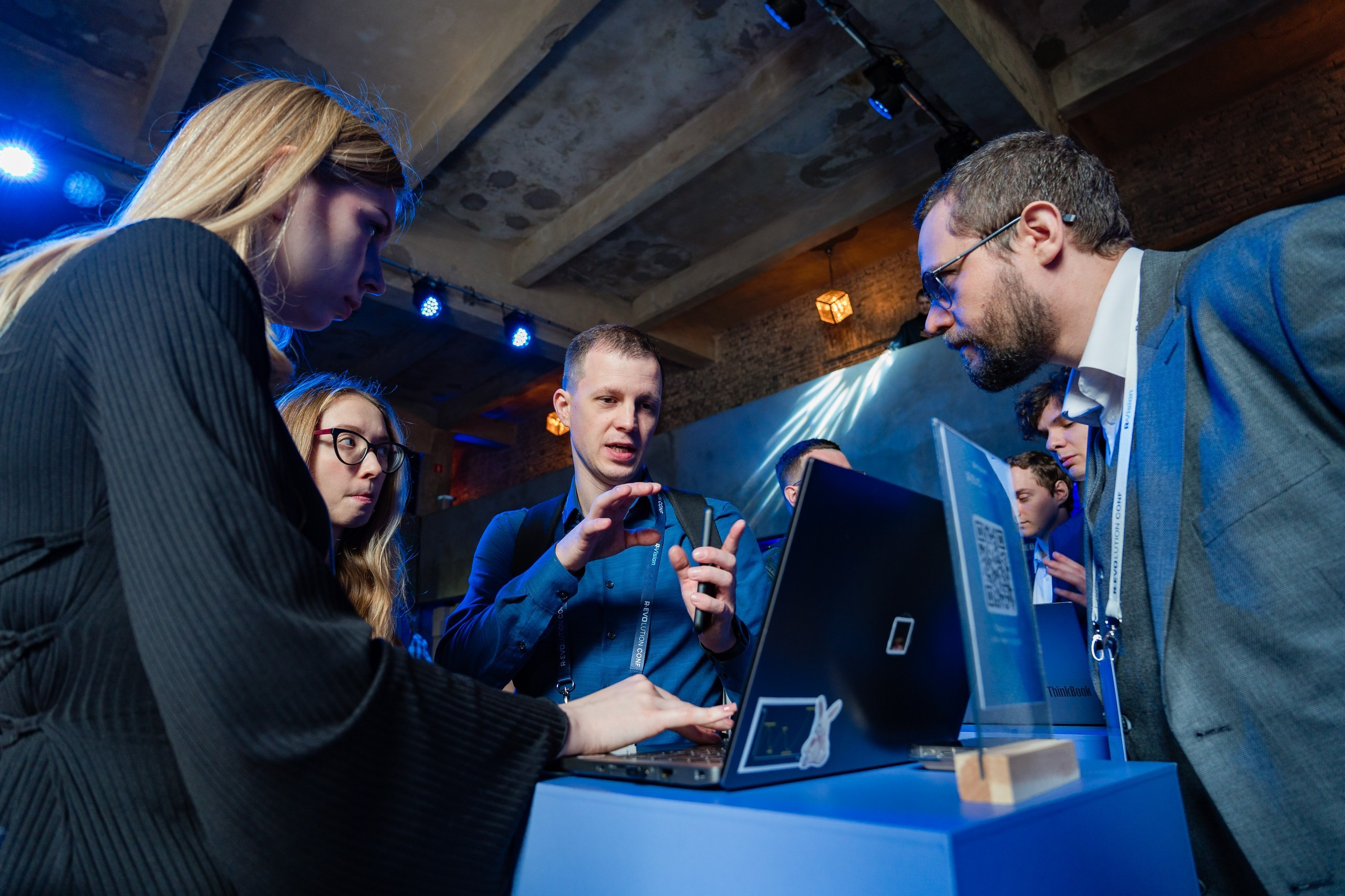 Услуги фотографа на конференции. Репортажный фотограф в Москве Измалков Артем