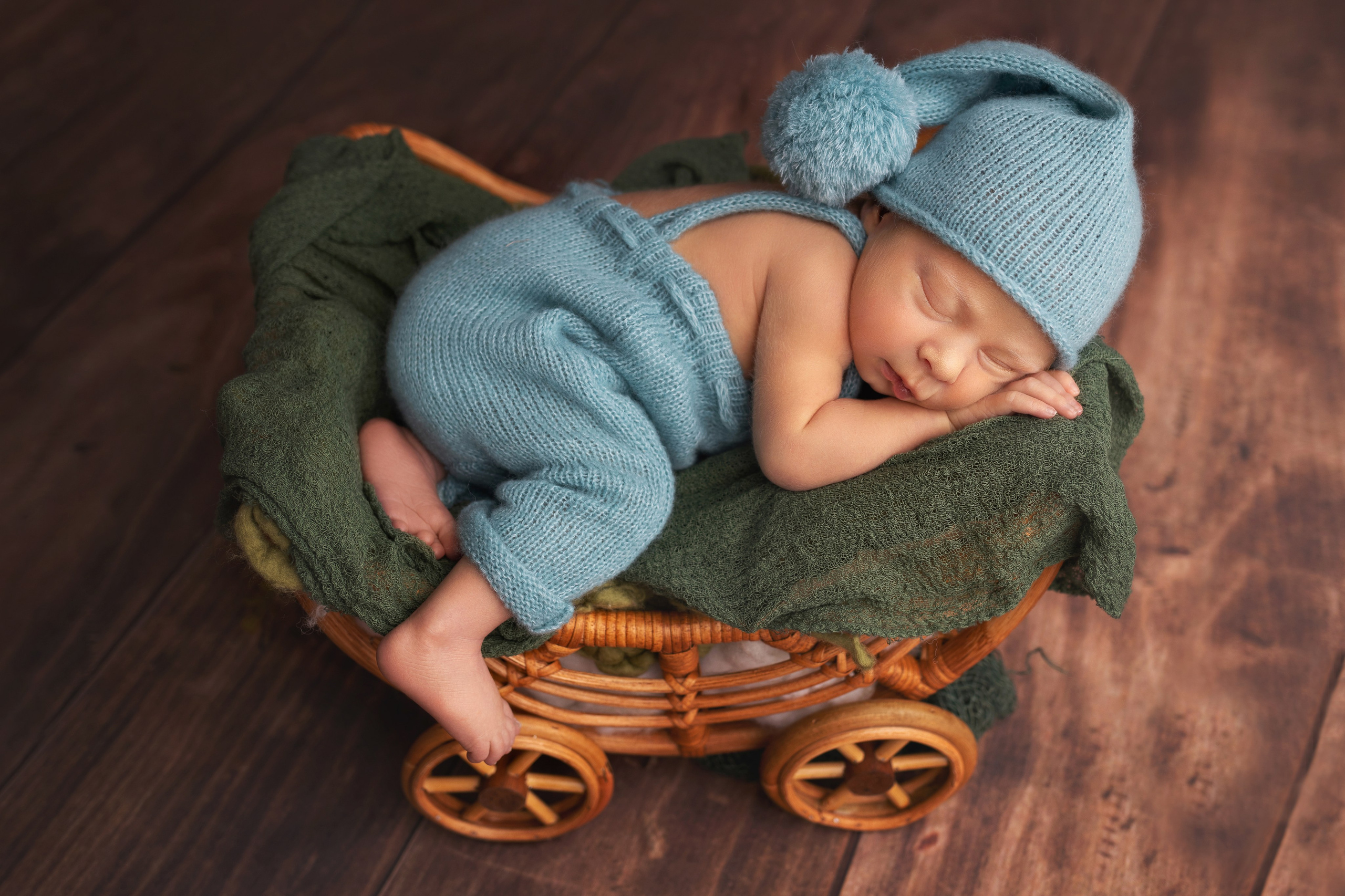 Стоимость услуг. Фотограф новорожденных малышей в Омске и Омской области Эльвира Камаева