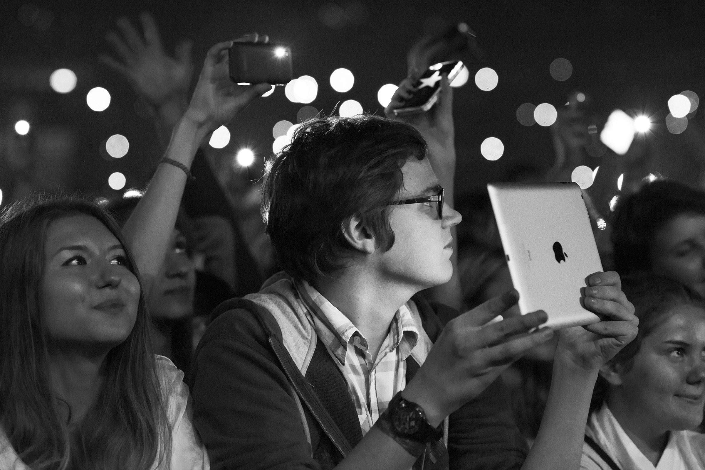 Концерт БИ-2 с оркестром. Свадебный фотограф в Санкт-Петербурге Петергофе Пушкине Саша Галлс / Александр Галлс