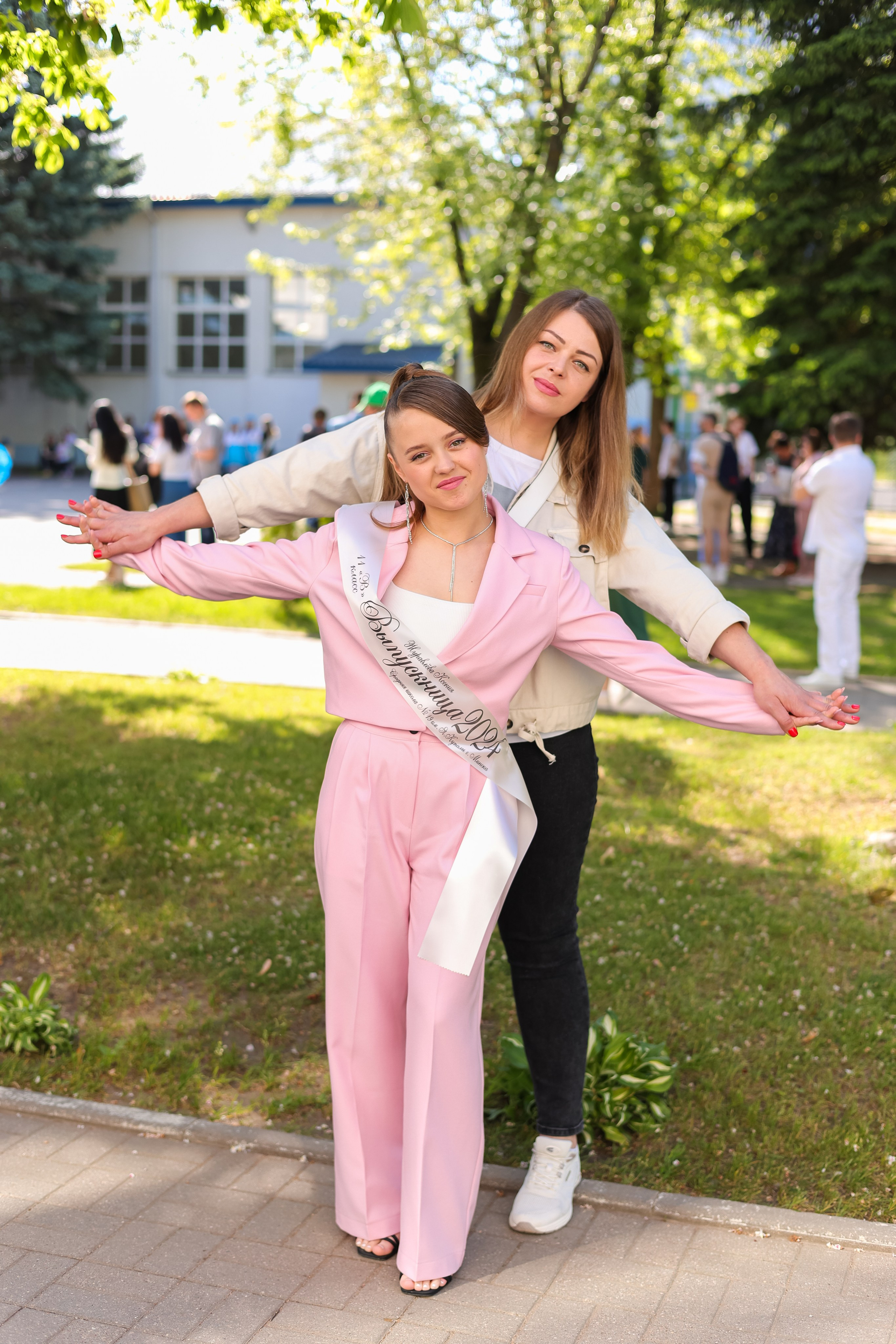 Последний звонок в СШ№ 19 г.Минска. Свадебный фотограф Беларусь Ольга Козыренко