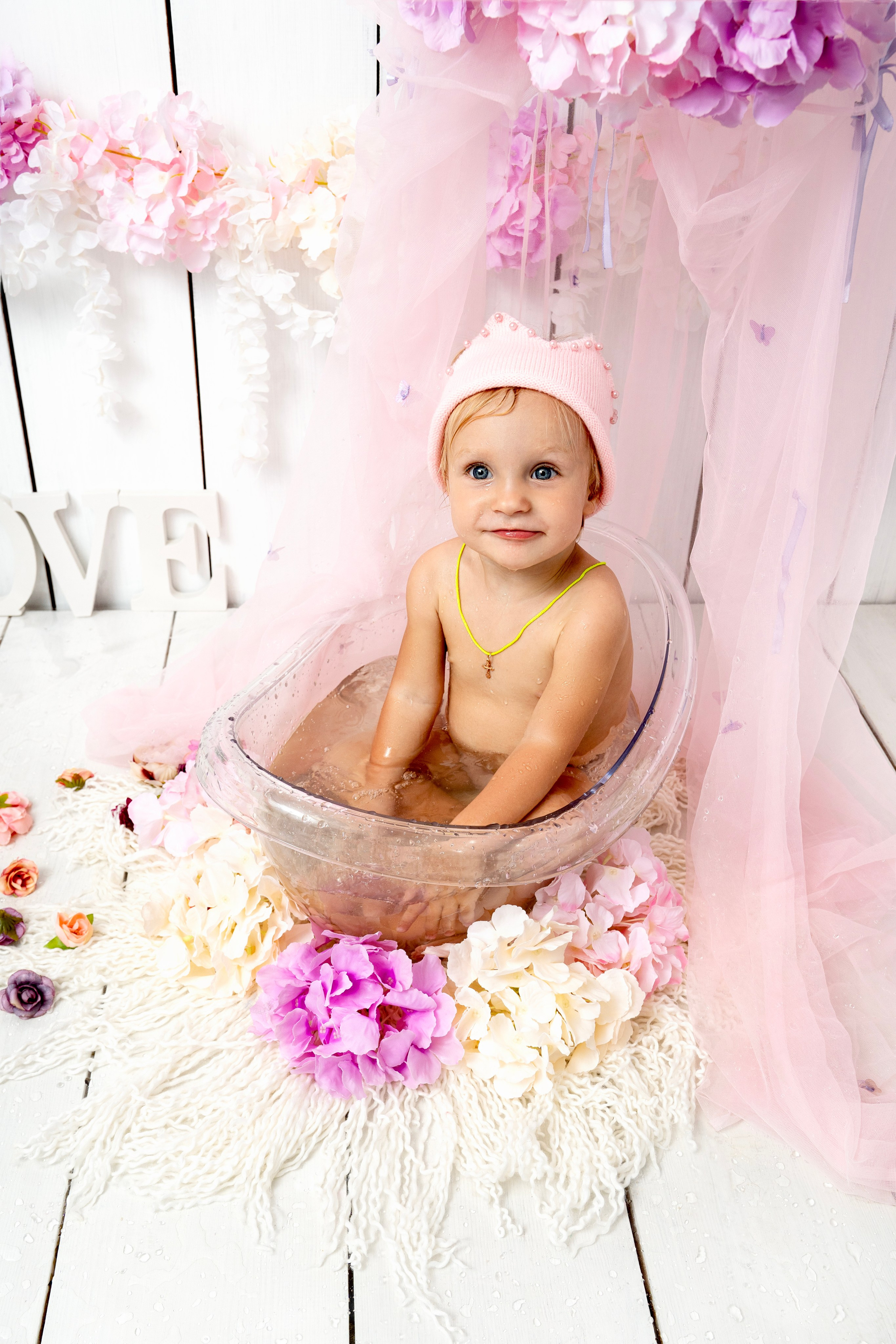 Фотосессия ГОДОВАСИЕ. Фотограф новорожденных, детей до года и беременных в Симферополе