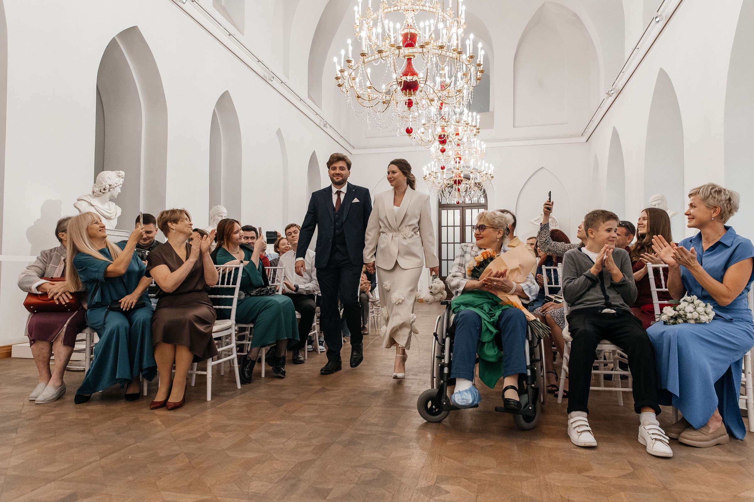 Роспись в оперном доме в Царицыно. Свадебный фотограф в Москве Элина Ларченкова. Фото, которые цепляют