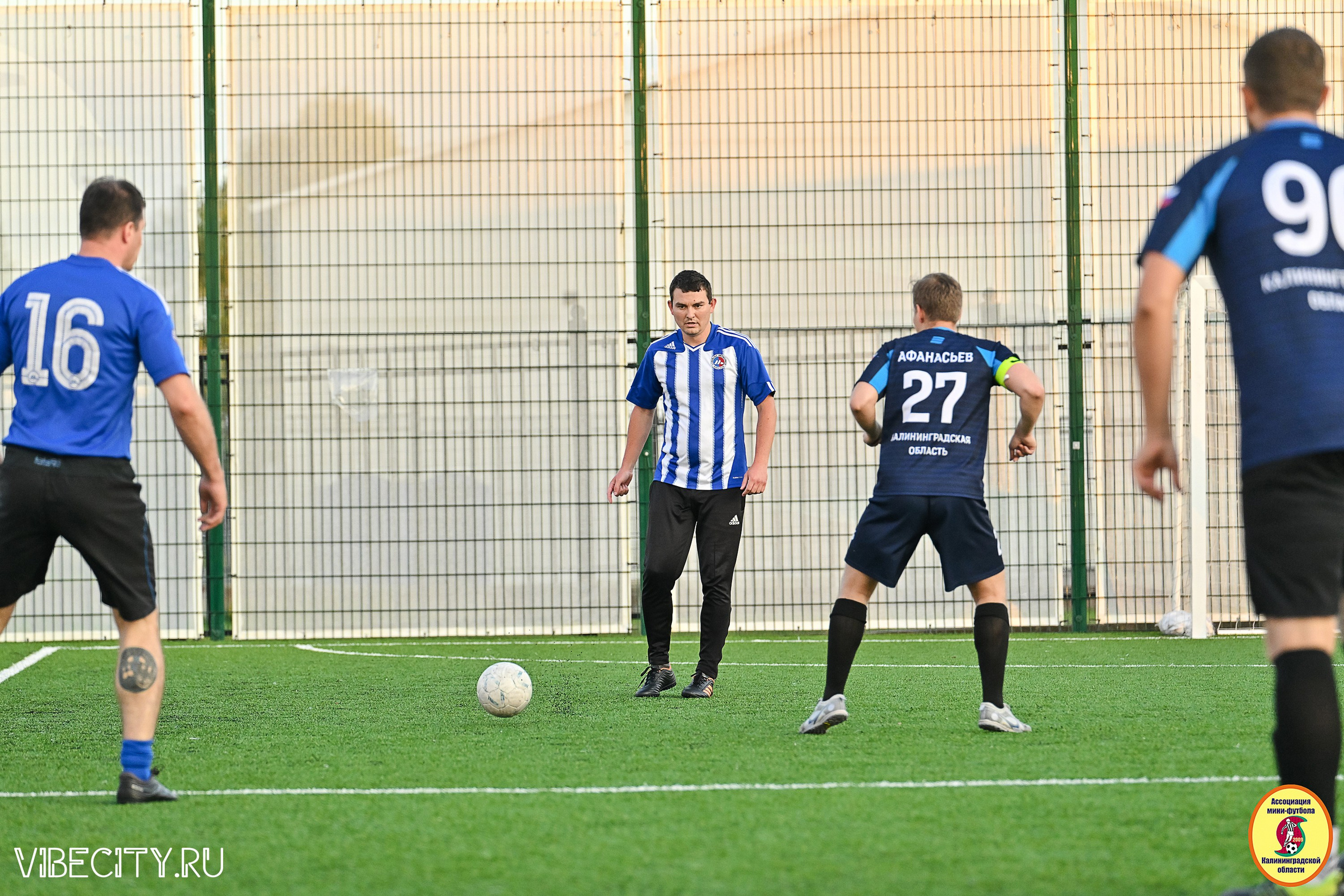 ИГРЫ МИНИ-ФУТБОЛЬНОЙ И КОРПОРАТИВНОЙ ЛИГИ. VIBECITY.RU Вайб Сити Ру Фоторепортажи Фотоотчеты Калининград