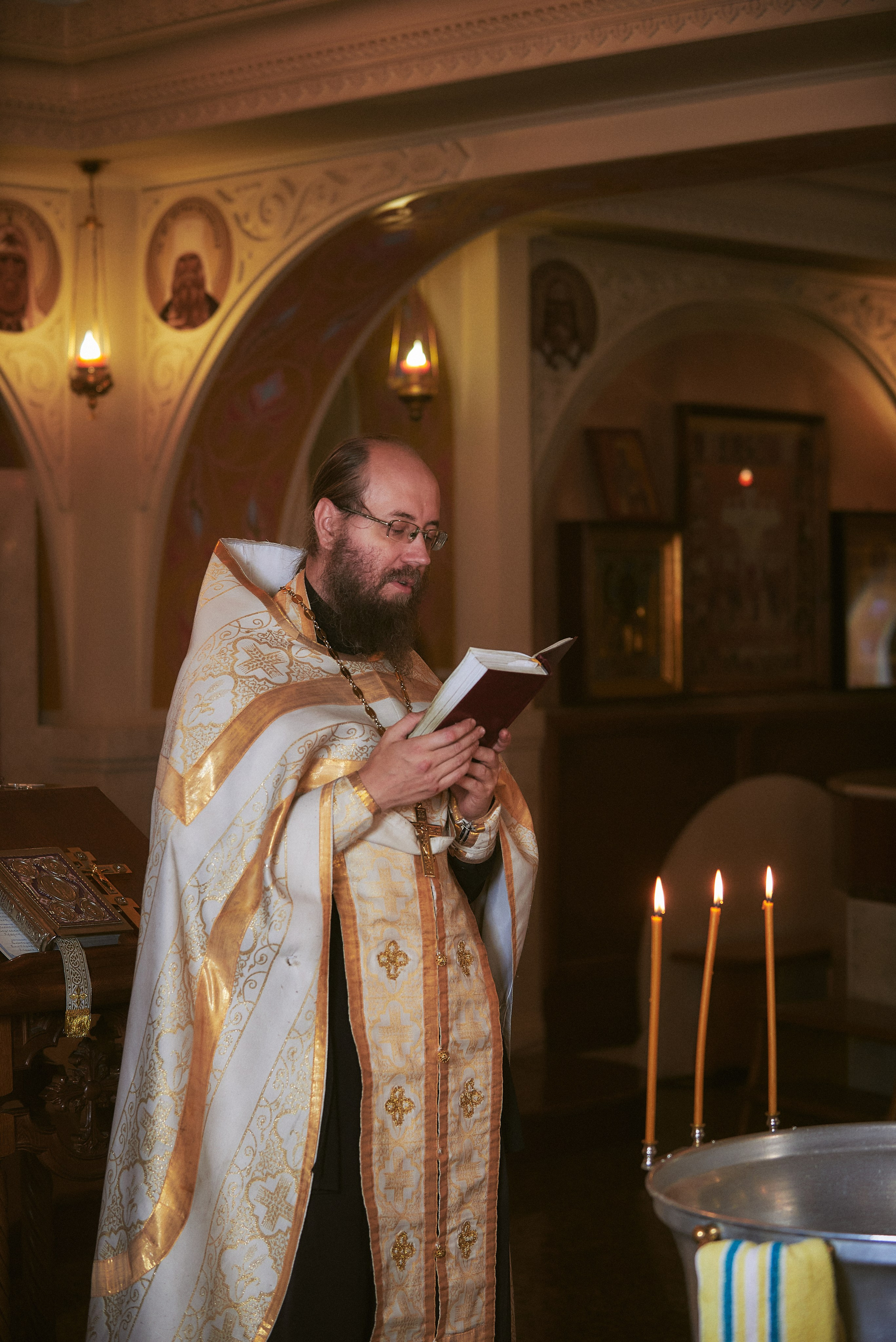 Таинство крещения. Константин Кордонский | Интерьерный и food-фотограф в Кисловодске и КМВ