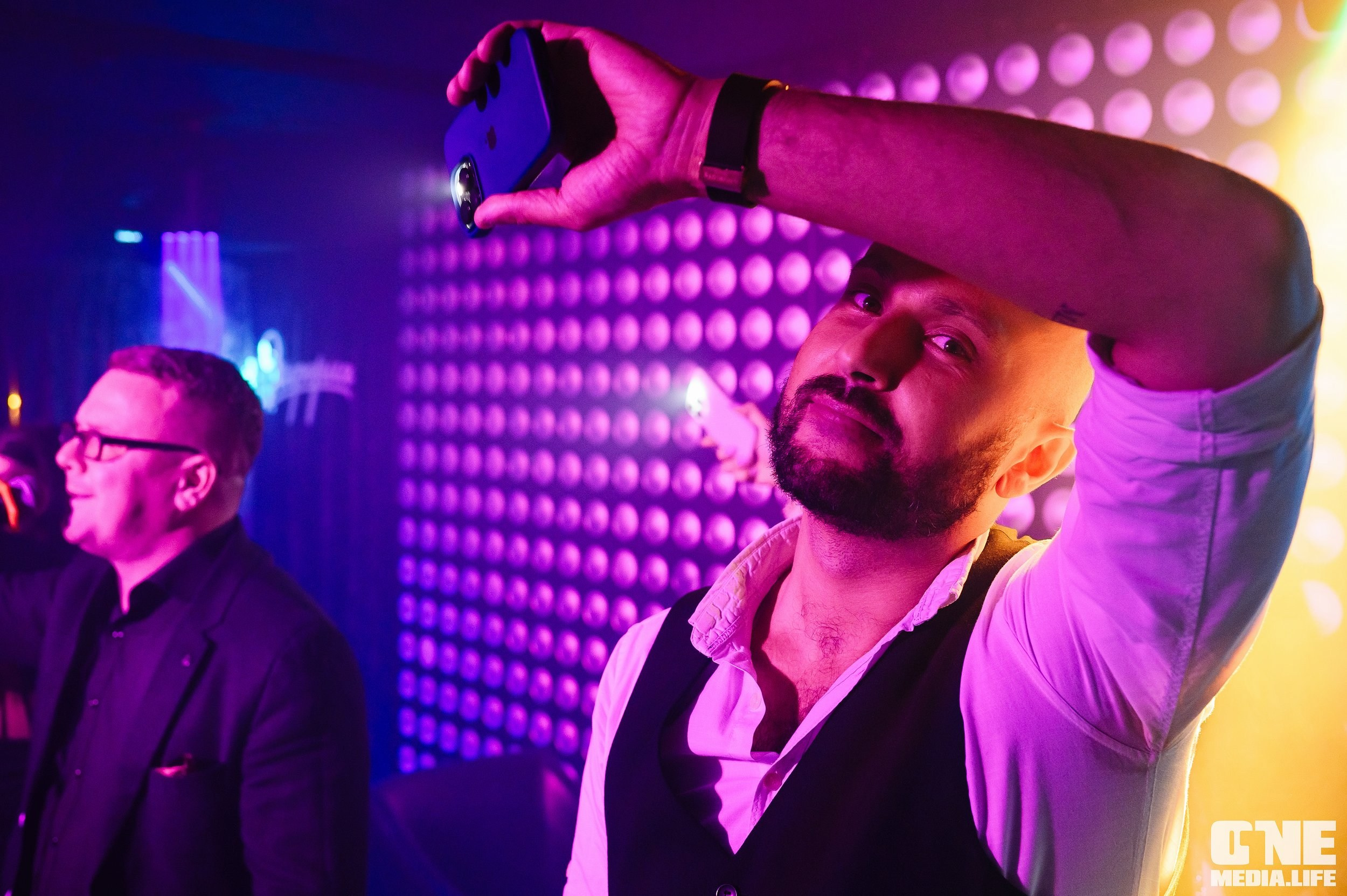 Фоторепортаж из караоке-клуба Эйфория. One Media Life: фоторепортажи, фотоотчеты с мероприятий и заведений