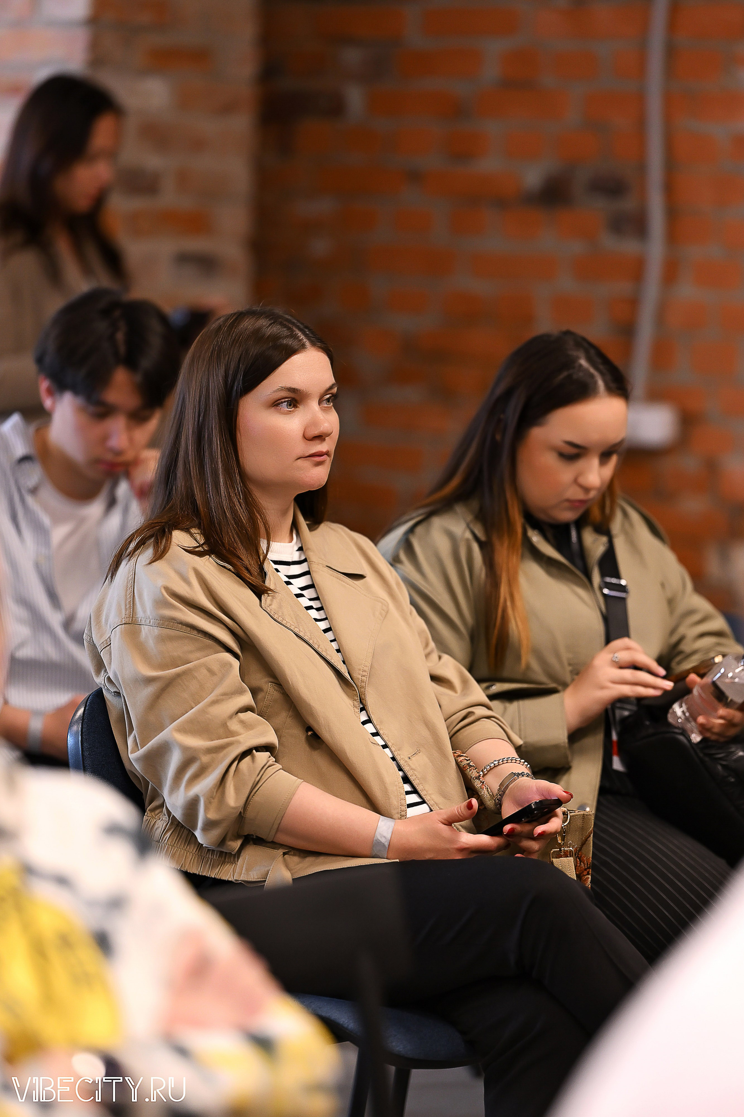 ДИЗАЙН-ФЕСТ КОНФЕРЕНЦИЯ. VIBECITY.RU Вайб Сити Ру Фоторепортажи Фотоотчеты Калининград