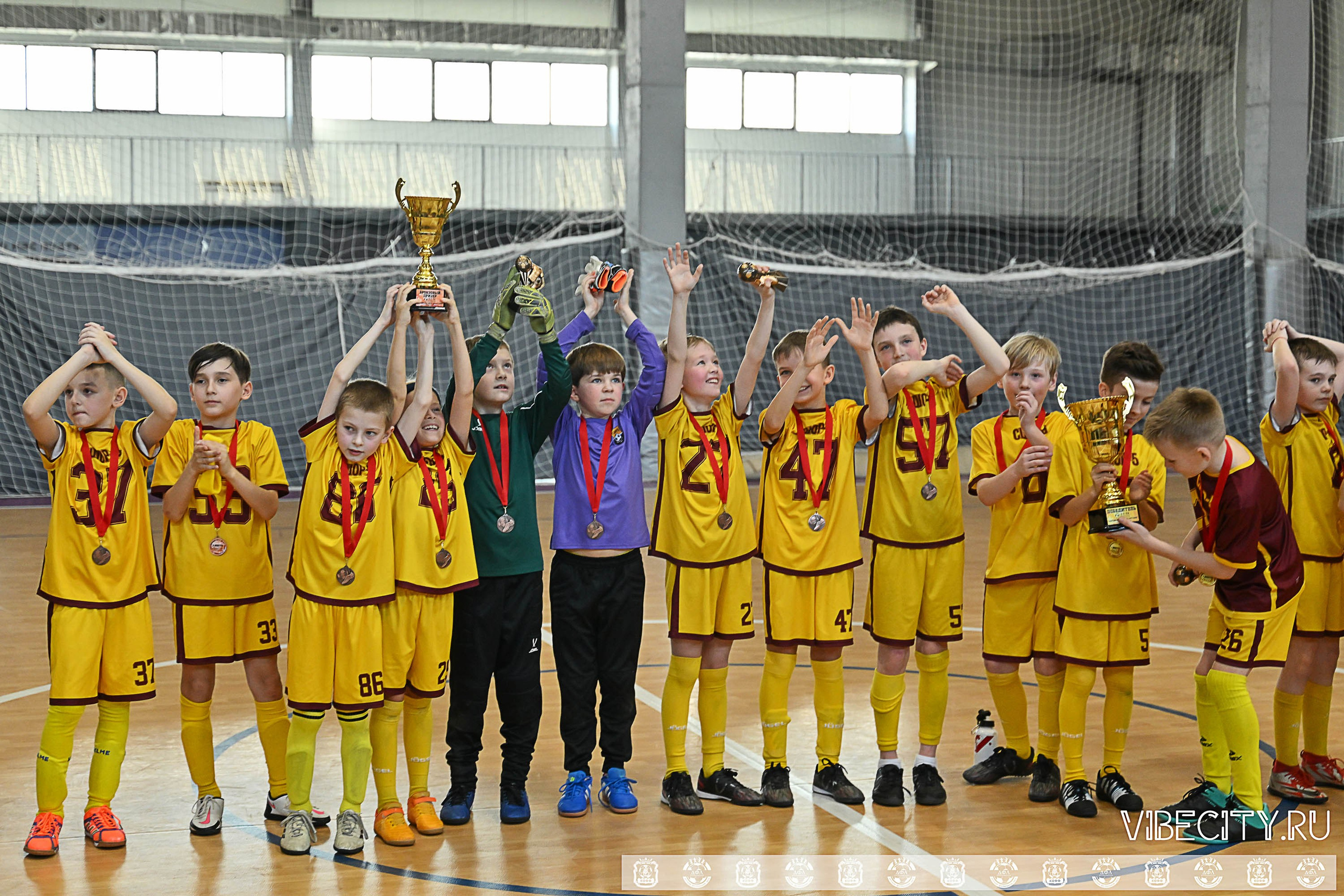 БАЛТИЙСКАЯ ЛИГА ПО ФУТЗАЛУ U10. VIBECITY.RU Вайб Сити Ру Фоторепортажи Фотоотчеты Калининград