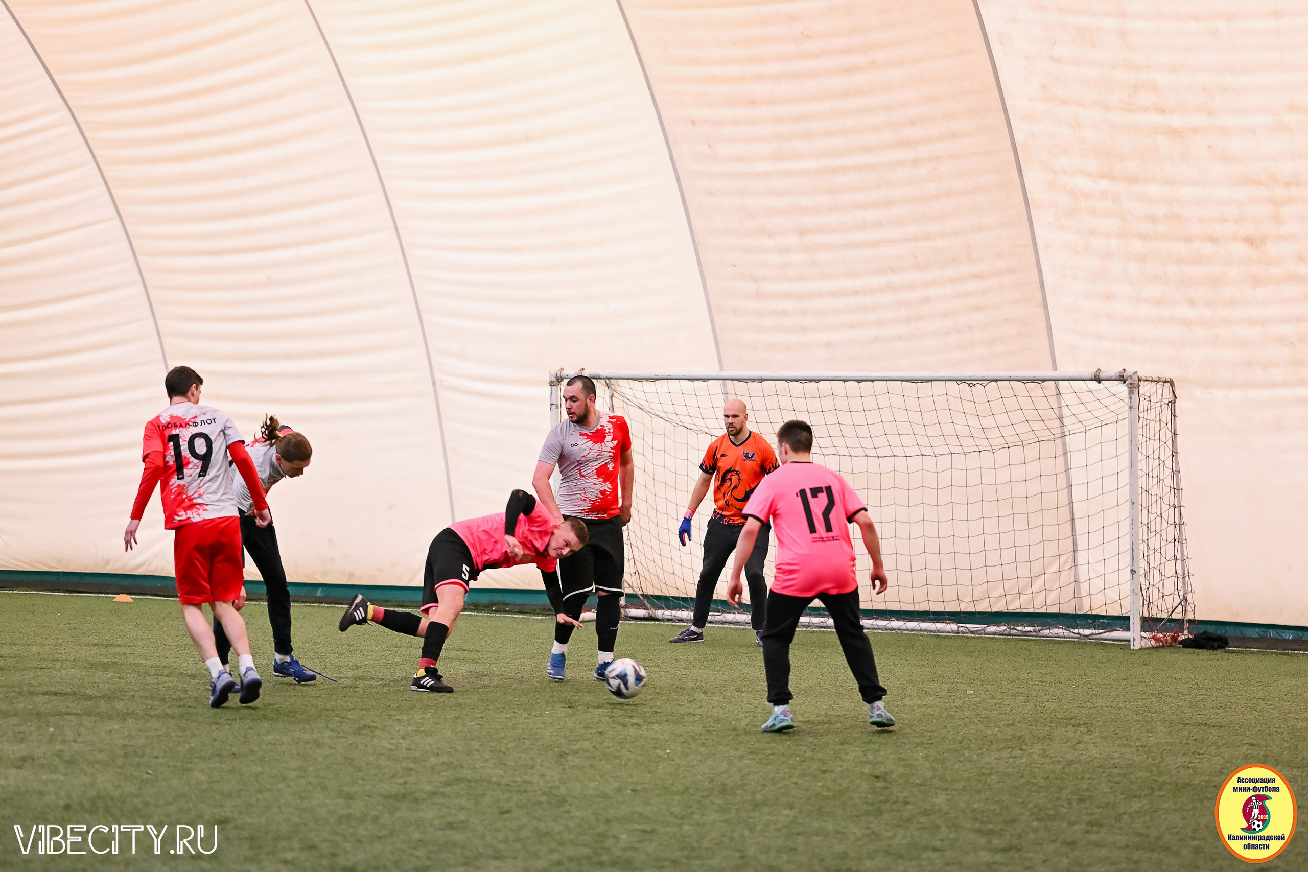 Награждение Премьер-Лига 6×6. VIBECITY.RU Вайб Сити Ру Фоторепортажи Фотоотчеты Калининград