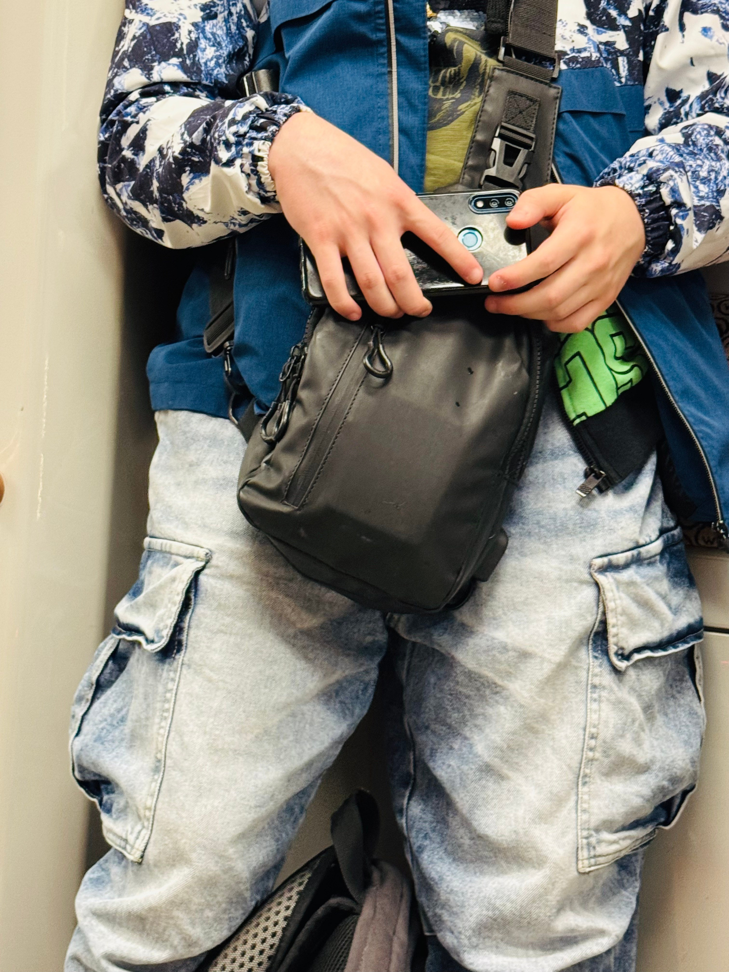 #руки_незнакомцев. Главная