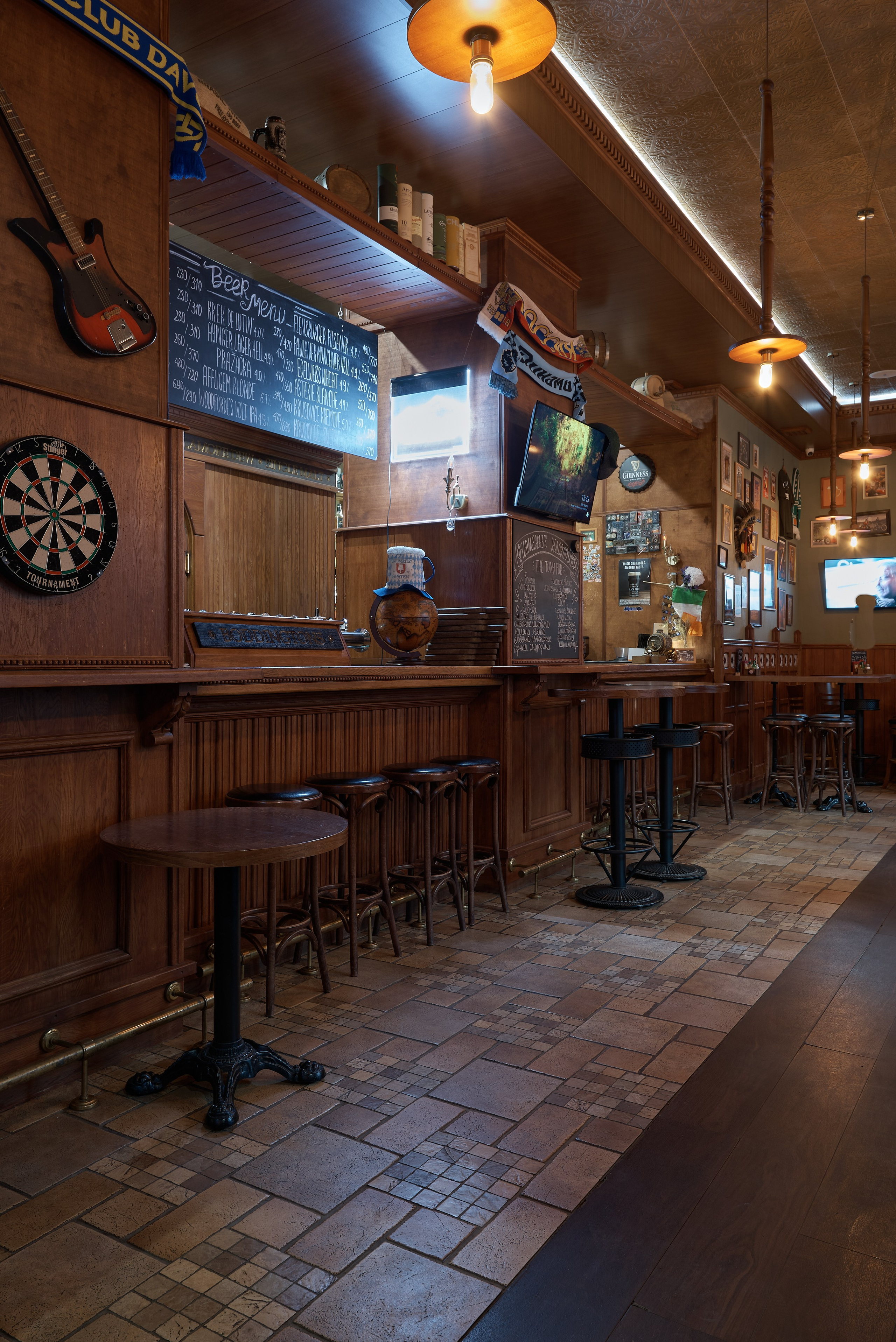 The Tony Pub. Абросимов Лев интерьерный и архитектурный фотограф