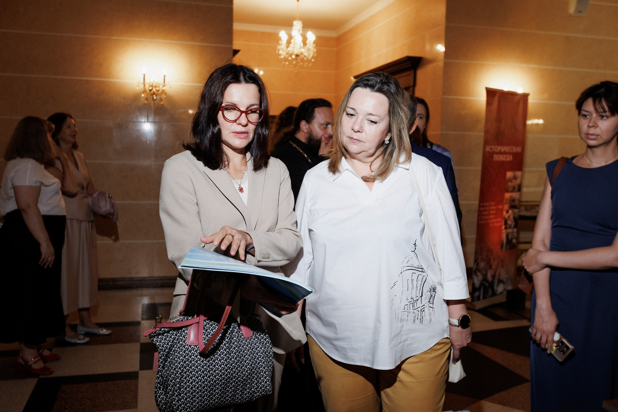 ПРЕЗЕНТАЦИЯ КНИГИ — 80 ЛЕТ ПОБЕДЫ. СВОИ. ФОТООТЧЕТЫ-СОБЫТИЯ-МЕСТА