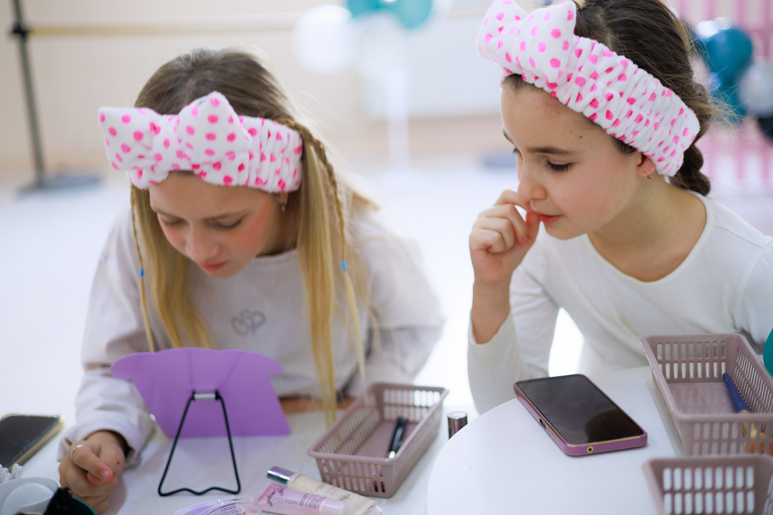 От детского макияжа к макияжу по-взрослому: урок макияжа для девочек 7-10 лет 2 февраля во Владивостоке. Школа для девочек во Владивостоке — Само Совершенство