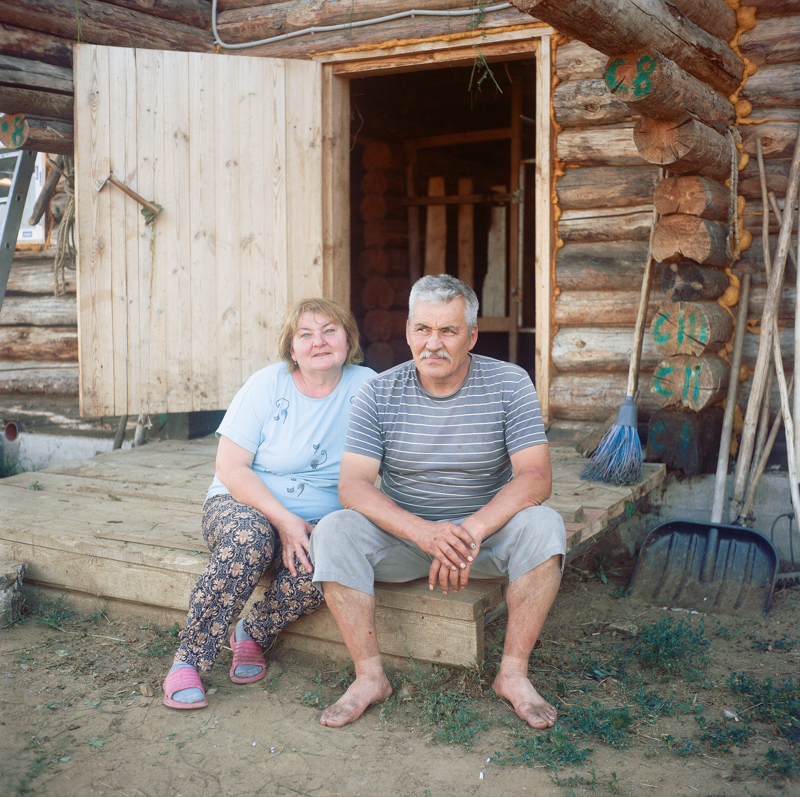 Zilya and her husband Firdaus live in the village of Dautovo on the shore of Lake Itkul. "I believe it once was, even if it then turned into a fairy tale," says Firdaus, recalling the tales of Bazhov, which he read in his childhood.