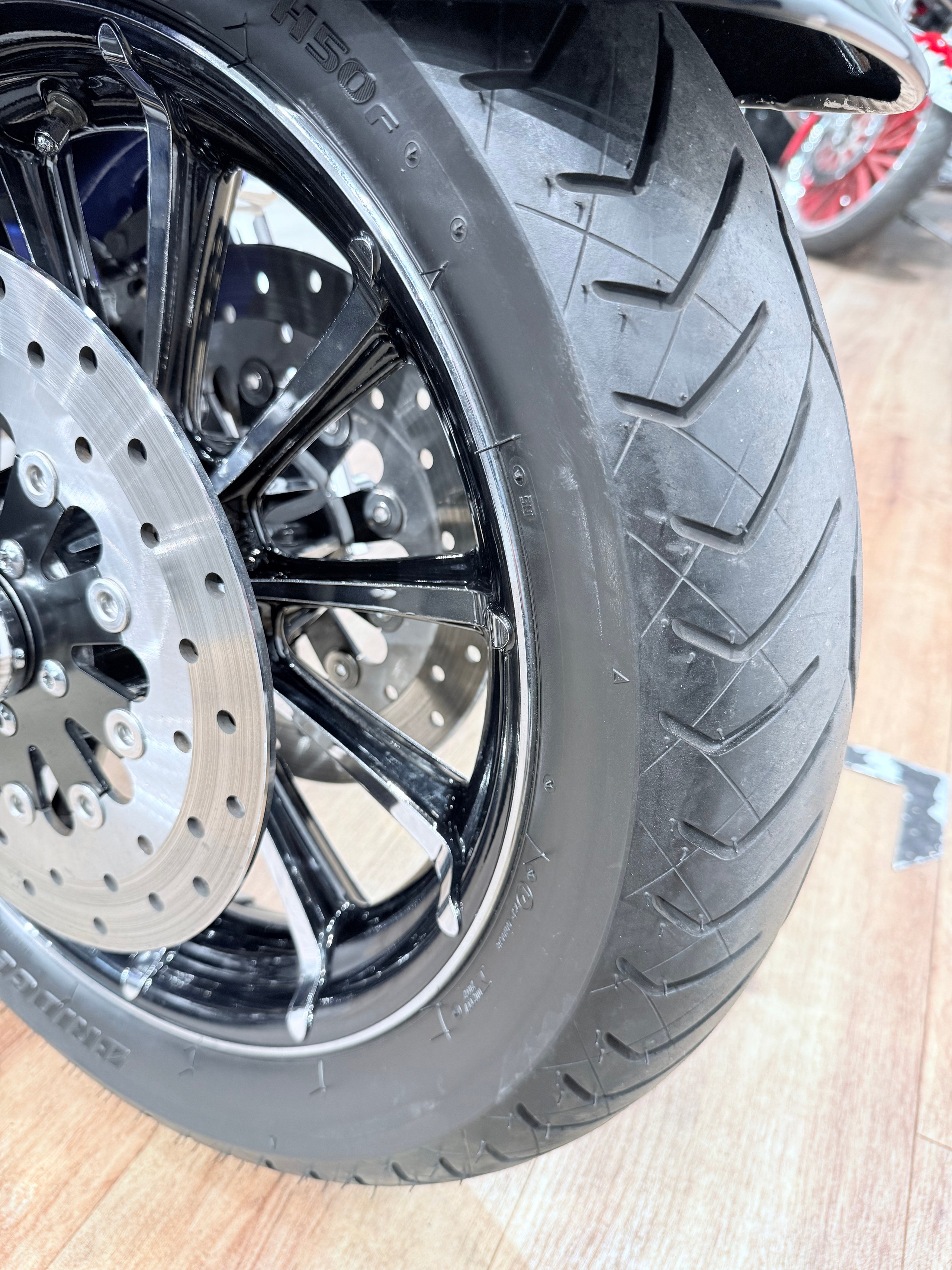 CVO Limited (Twilight Blue Candy). Hello Davidson, Москва. Только хорошие мотоциклы…