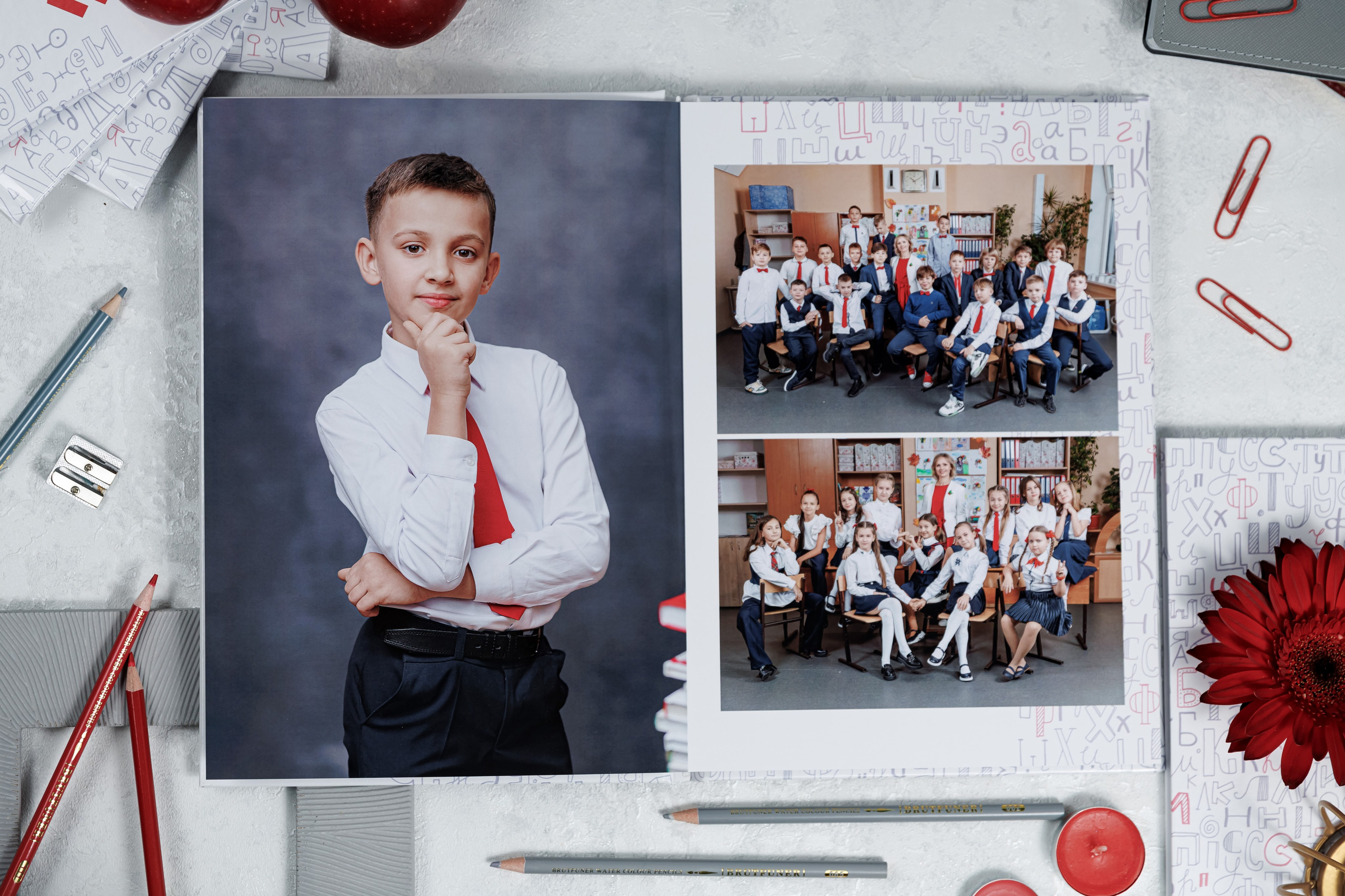 Выпускные альбомы 4 класс. Семейный и детский фотограф Комина Елена, Власиха, Одинцово