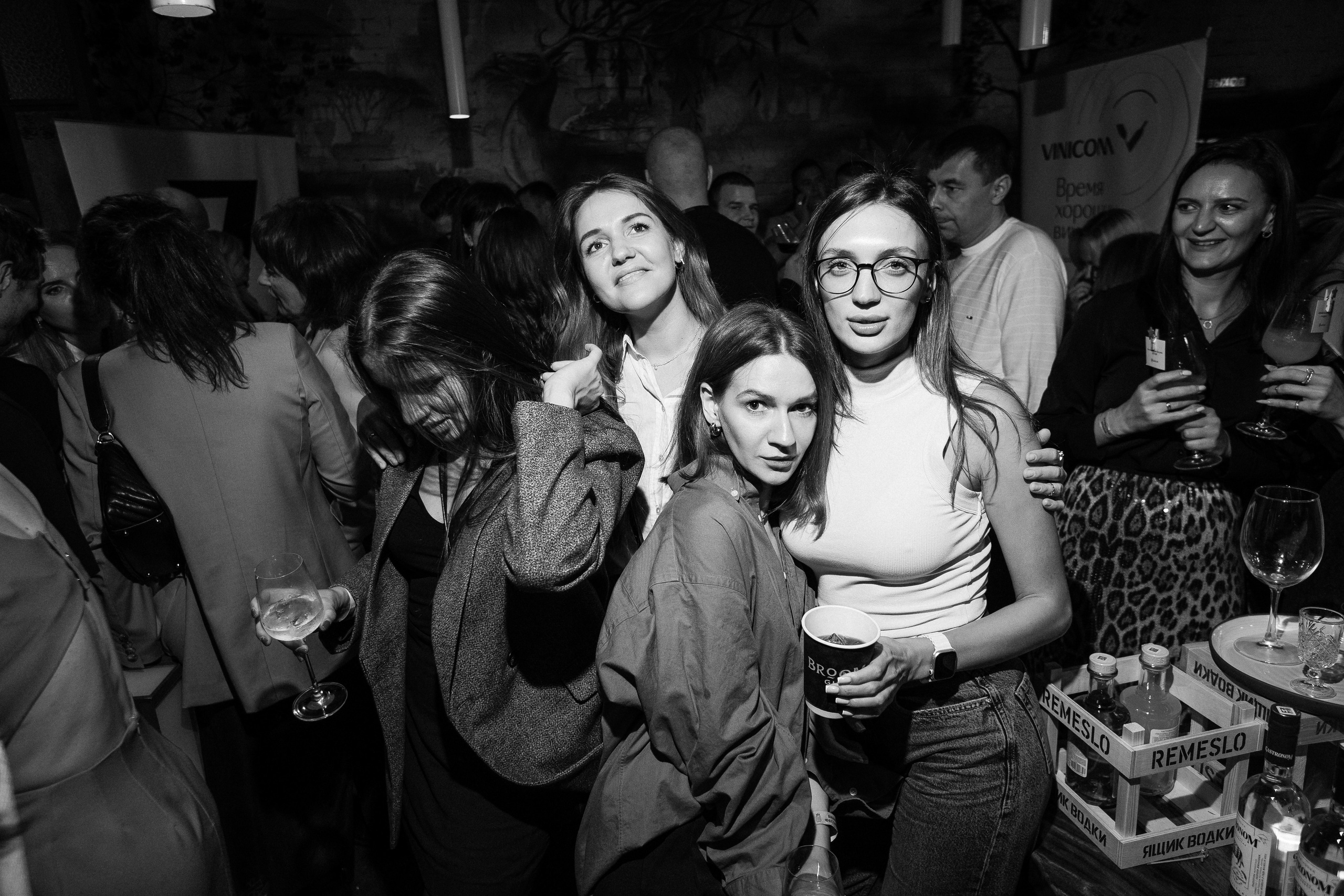 ВИННЫЙ ФЕСТИВАЛЬ. СВОИ. ФОТООТЧЕТЫ-СОБЫТИЯ-МЕСТА