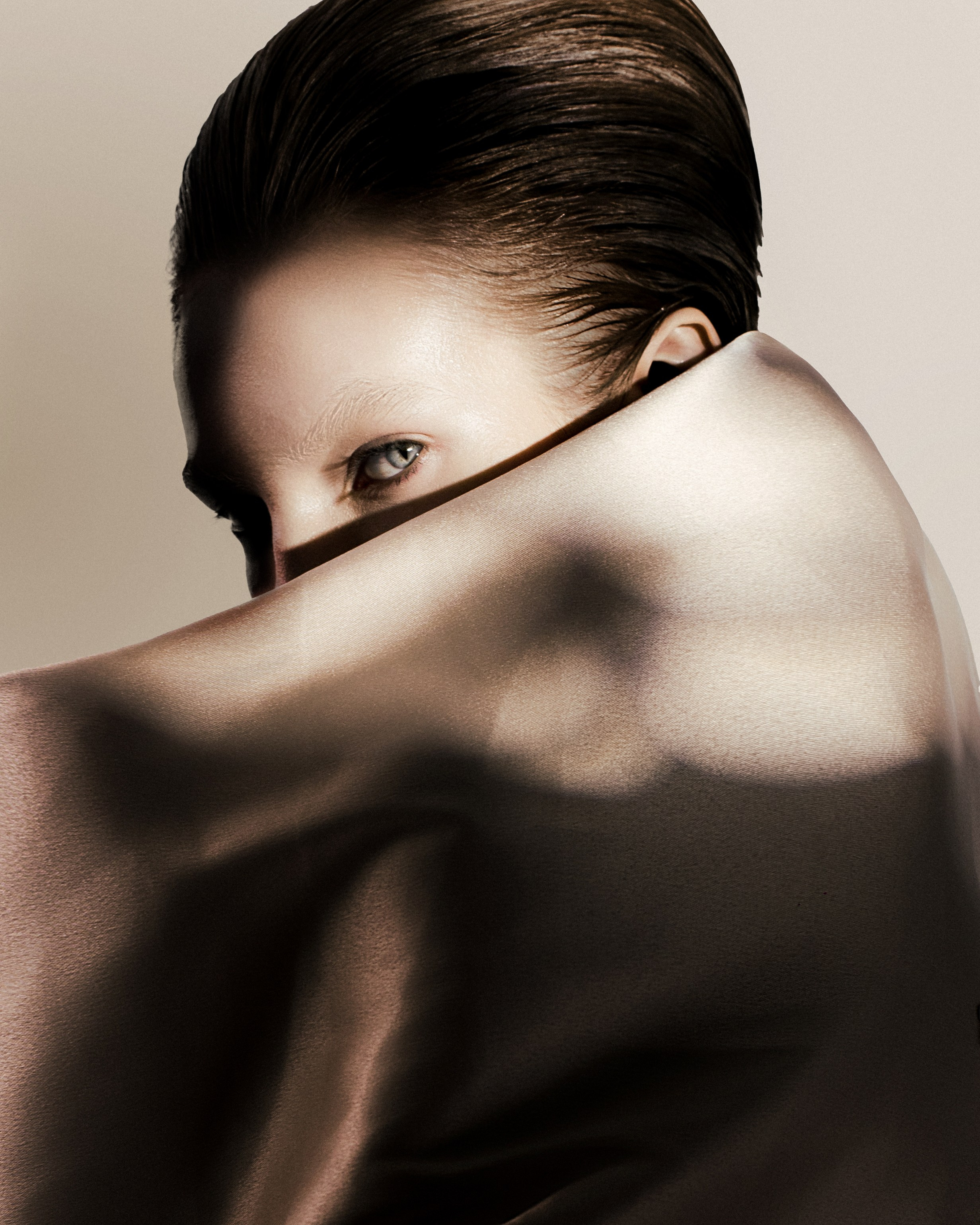 REPTILIAN: A SENSE OF DESTINY. TUTSARKIS — Art Director | Stylist | Photographer