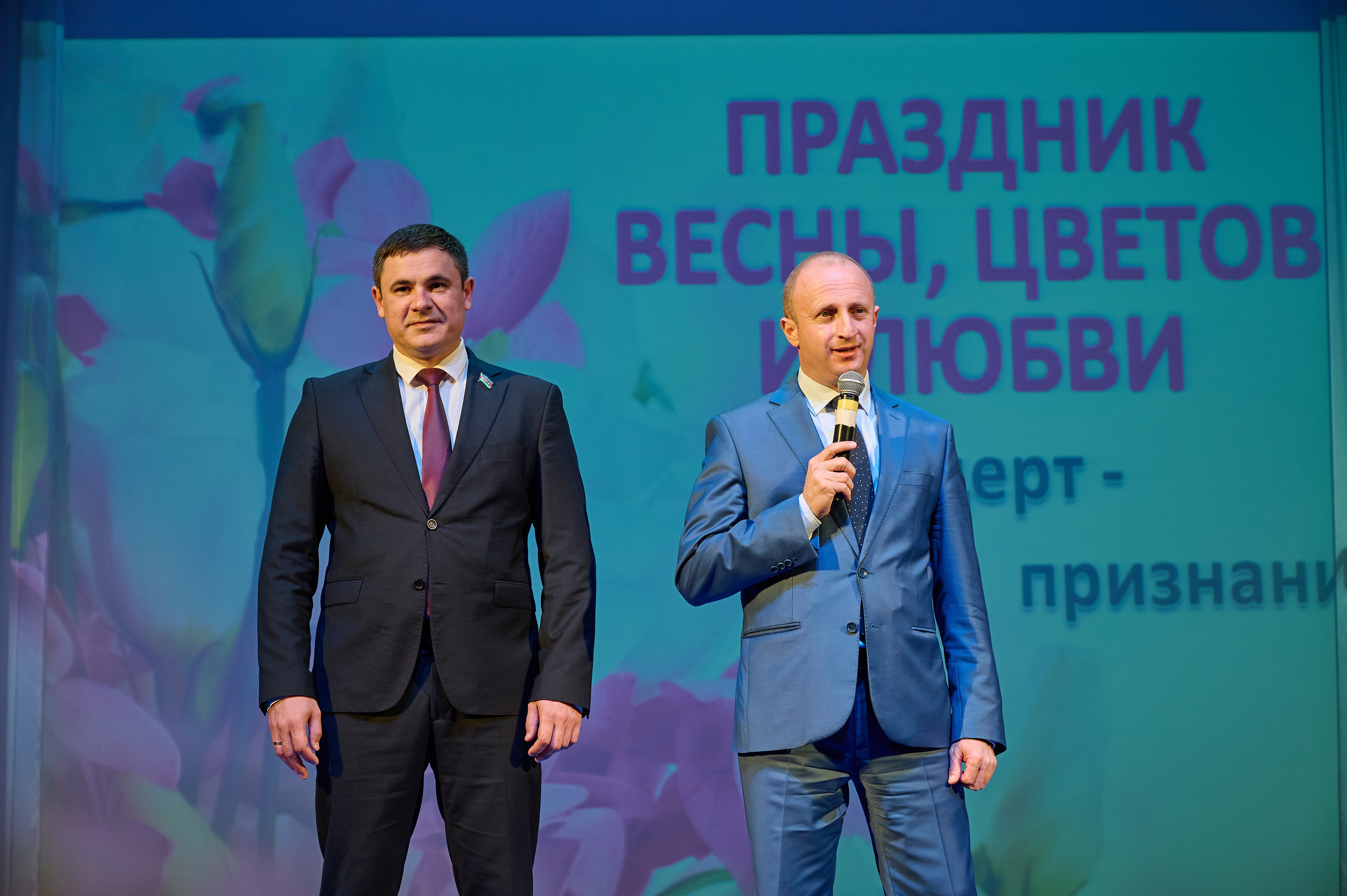 8 марта Марьина роща. Жизнь курорта Кабардинка в фотографиях