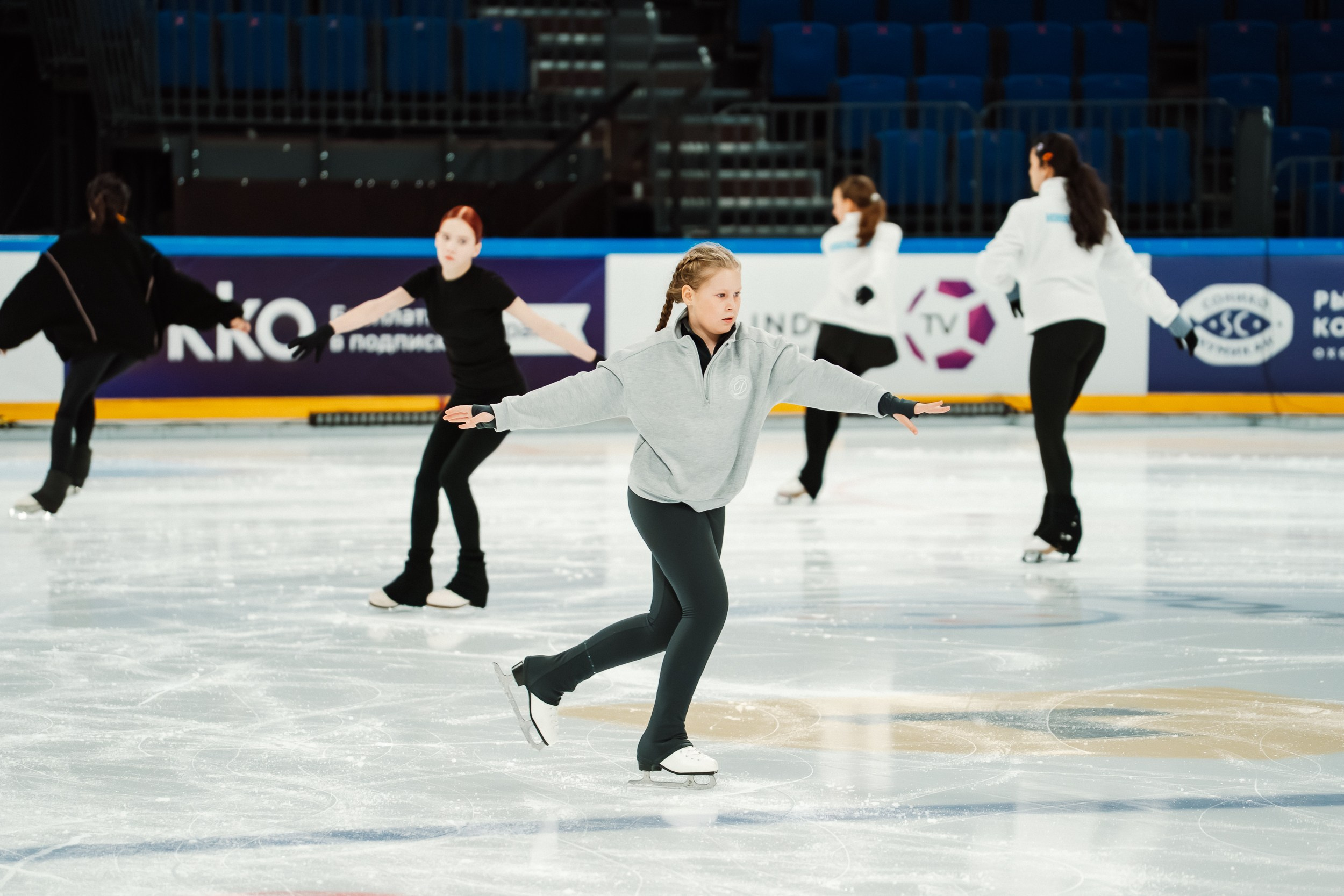 Мастер-класс Алины Загитовой в Новосибирске (11-00). Воробьева Ксения — Спортивный и танцевальный фотограф Новосибирск