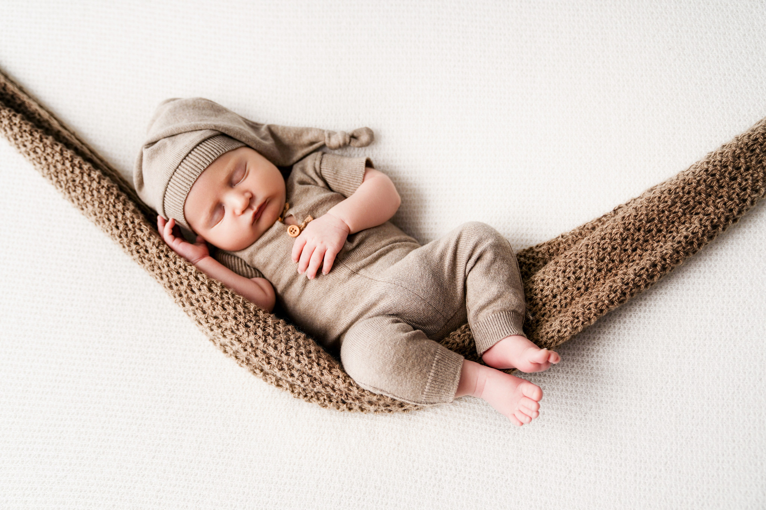 Фотосессия новорожденного (newborn). Фотограф новорожденных, детей до года и беременных в Симферополе