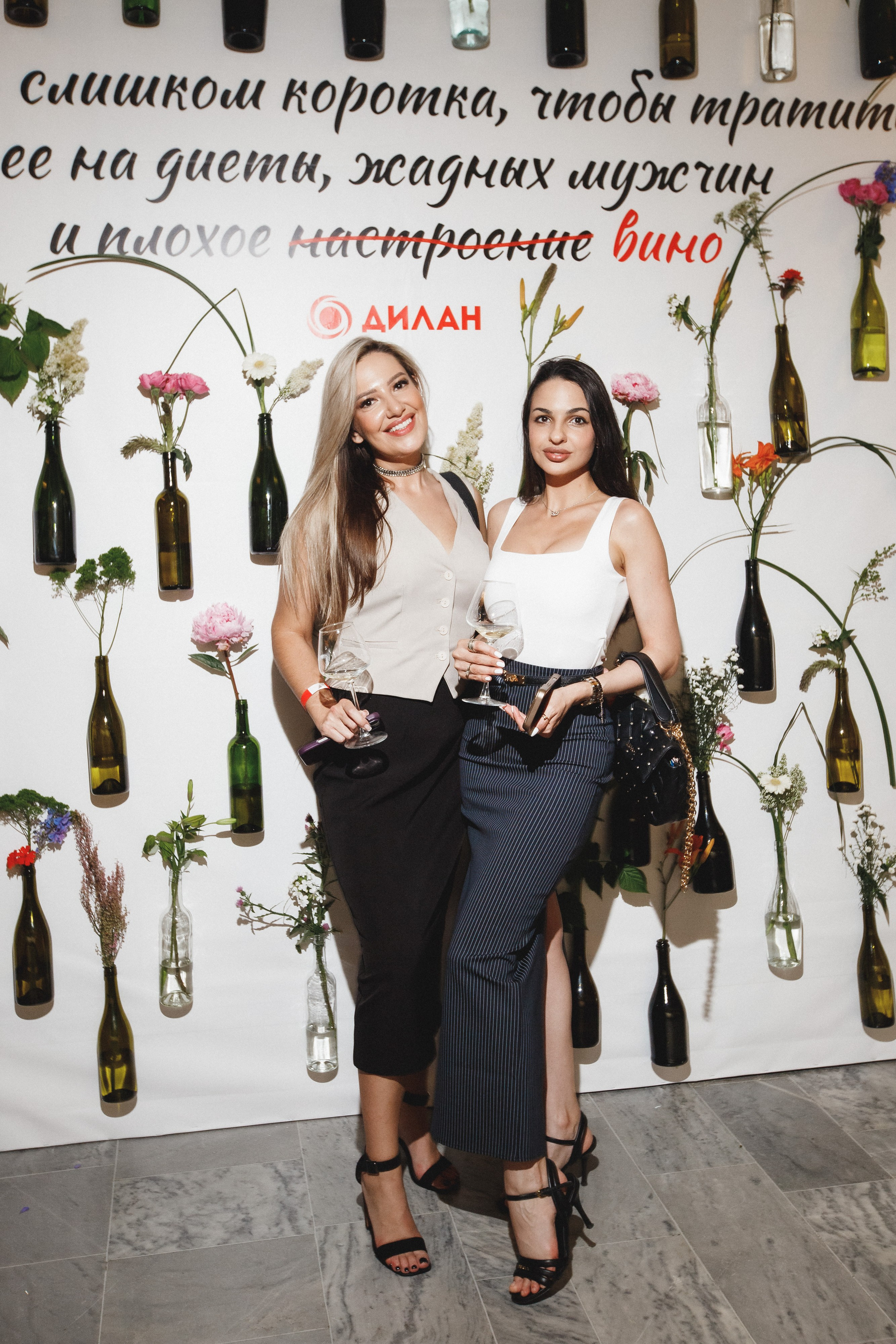 ФЕСТИВАЛЬ РОССИЙСКОГО ВИНА. СВОИ. ФОТООТЧЕТЫ-СОБЫТИЯ-МЕСТА