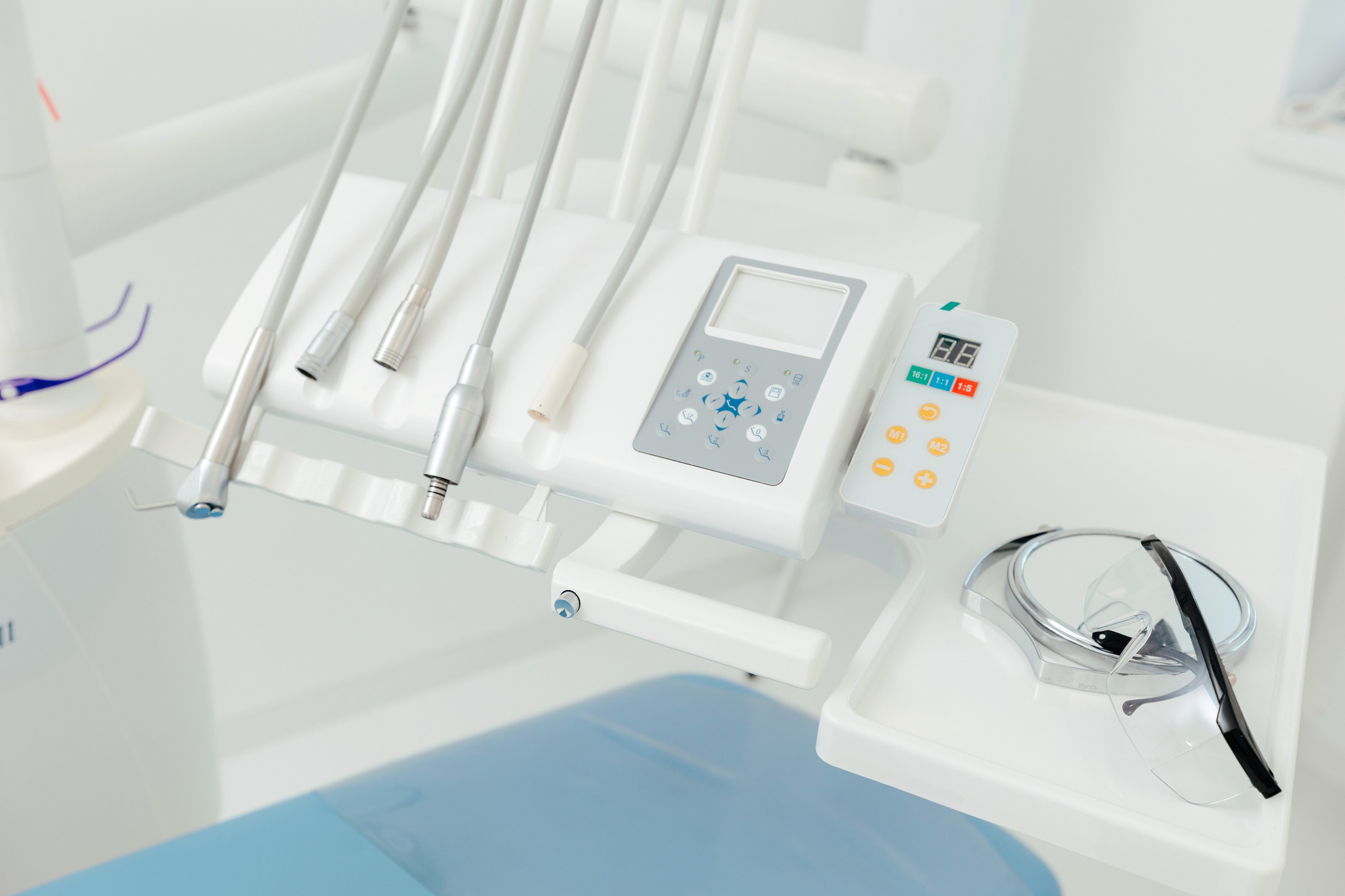 Стоматология Ювента. Фотограф для бизнеса Константин Брусницын в Екатеринбурге