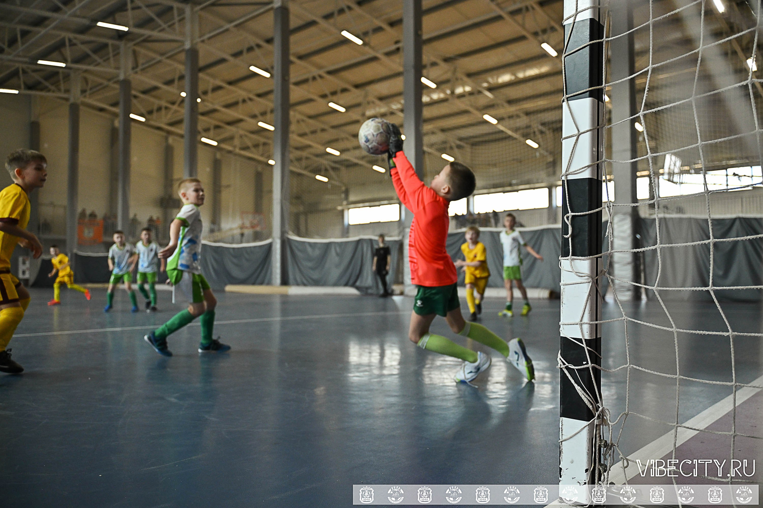 БАЛТИЙСКАЯ ЛИГА ПО ФУТЗАЛУ U10. VIBECITY.RU Вайб Сити Ру Фоторепортажи Фотоотчеты Калининград