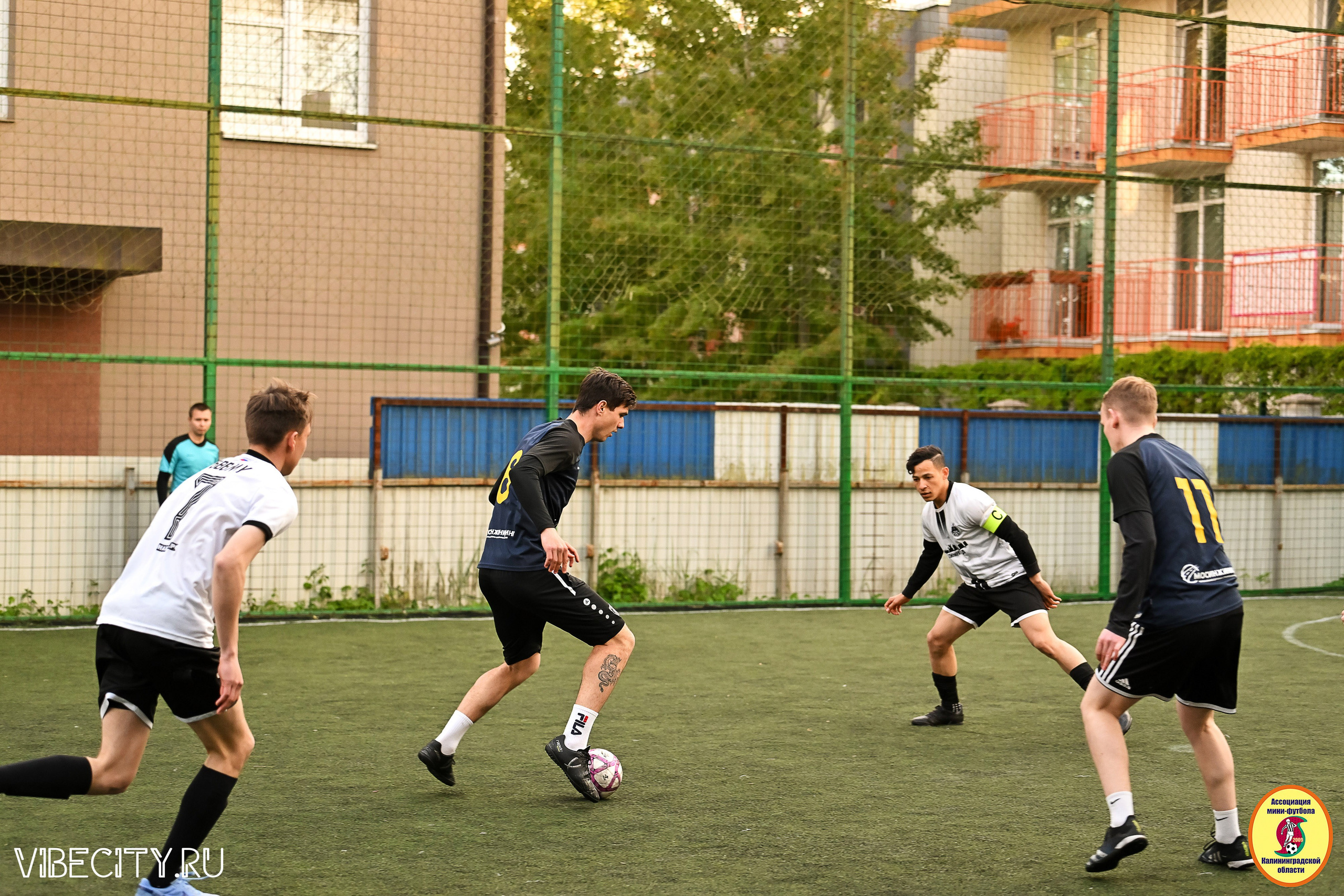 ИГРЫ МИНИ-ФУТБОЛЬНОЙ ЛИГИ. VIBECITY.RU Вайб Сити Ру Фоторепортажи Фотоотчеты Калининград