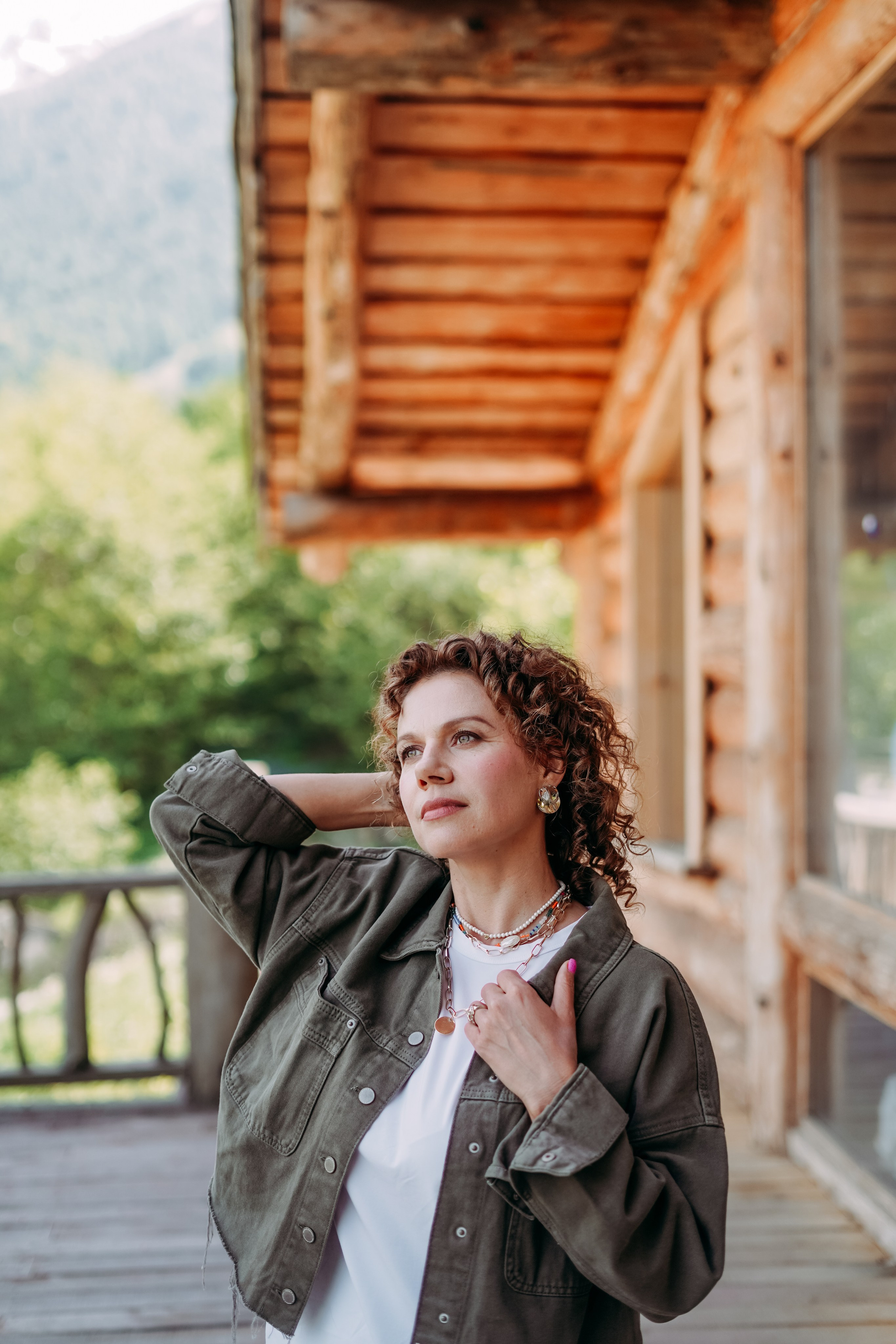 Апрель в горах. Фотосессия для Светланы в Красной Поляне. Фотограф в Сочи и Абхазии | Фототуры | September Air