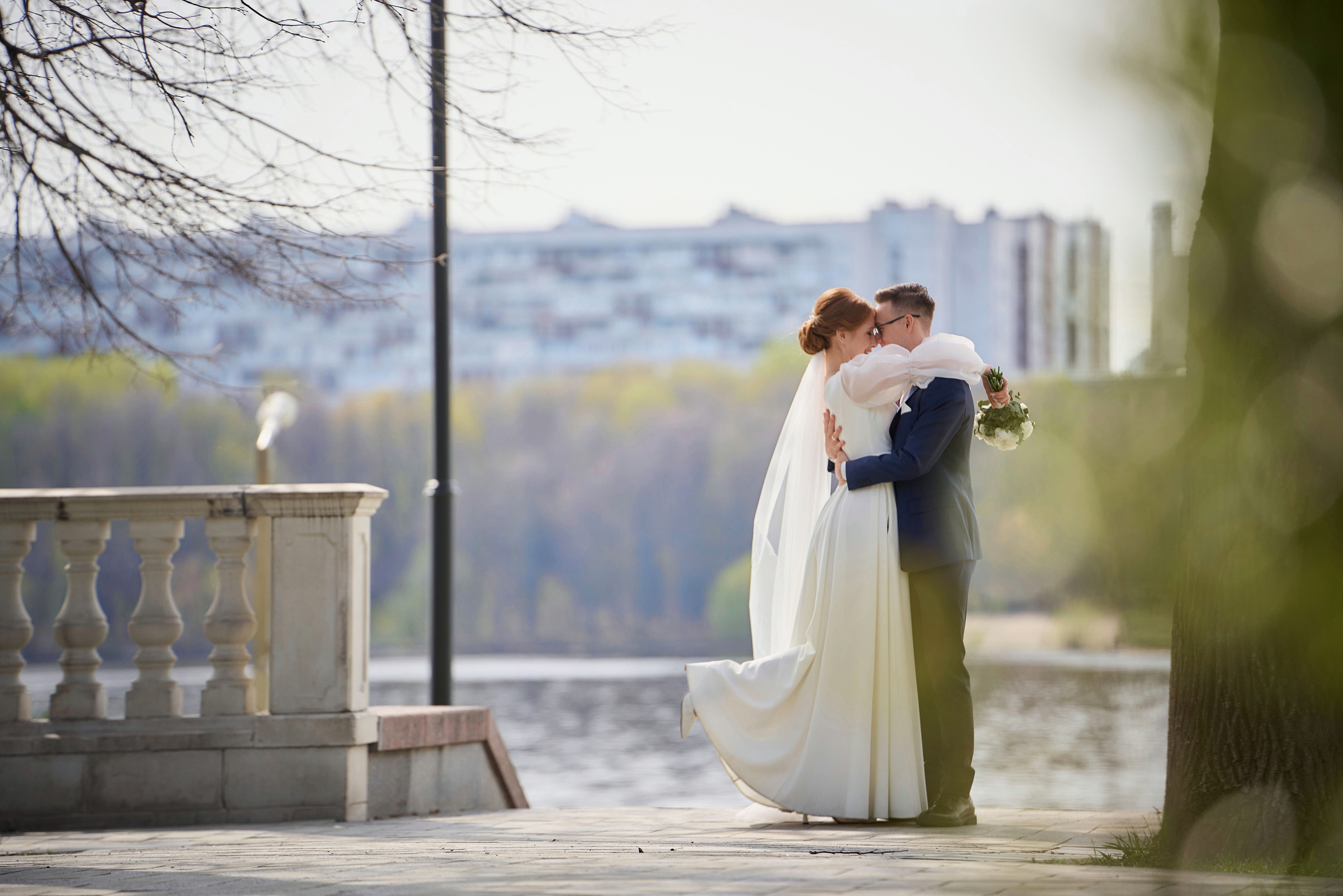 Свадебная Фотосессия в Савёловском ЗАГС и парке Речного Вокзала Москвы