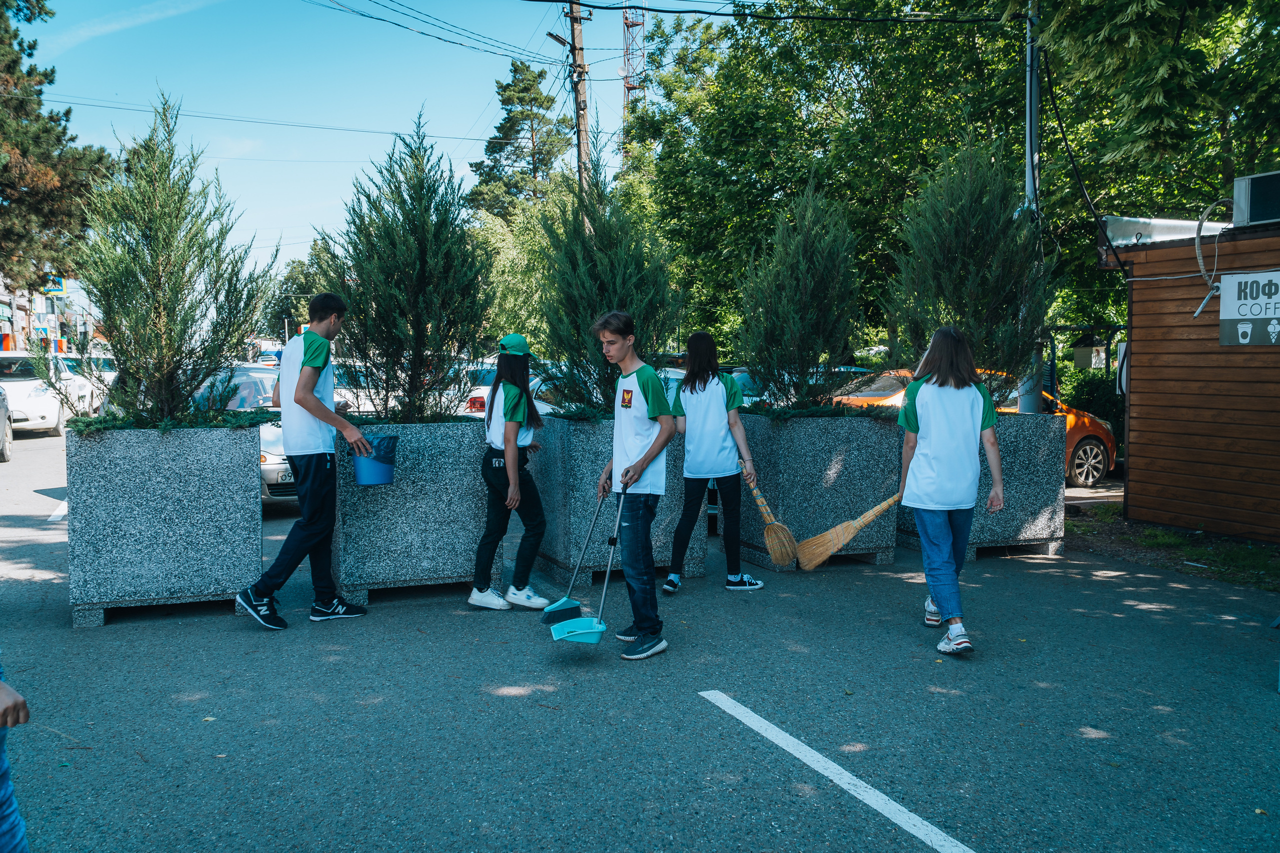 Экологический субботник. Новотитаровский Дом культуры